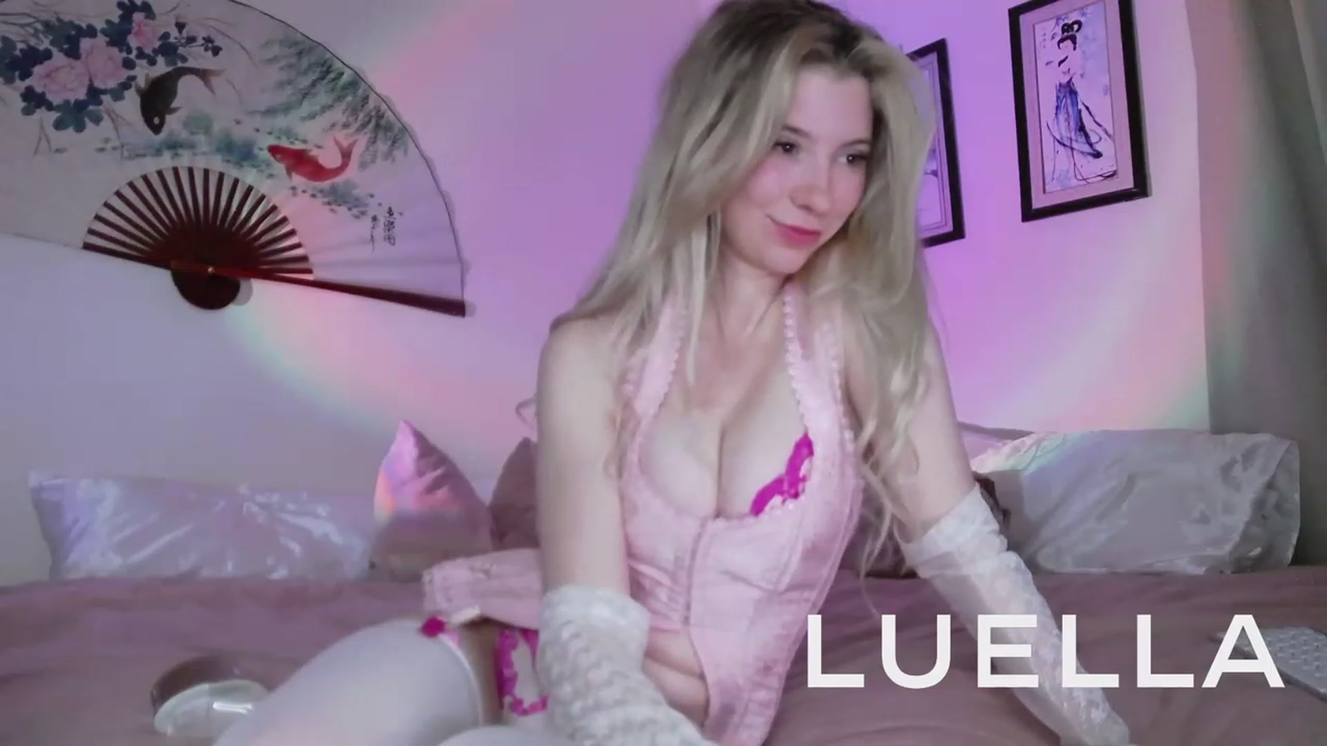 Gallery image thumbnail from GoddessLuella's myfreecams stream on, 12/10/2023, 10:28 image 17 of 20