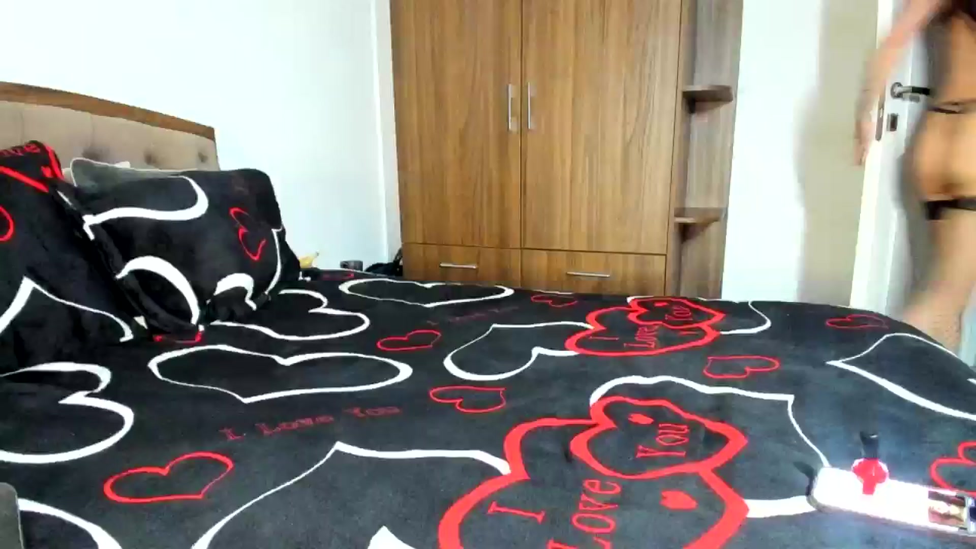 Gallery image thumbnail from GoddessMiaa's myfreecams stream on, 01/19/2025, 17:11 image 5 of 20