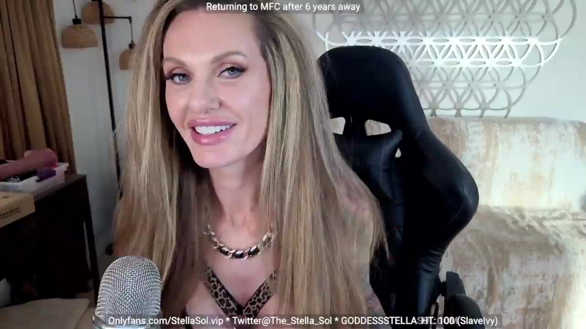 Gallery image thumbnail from GoddessStellaSol's myfreecams stream on, 06/13/2026, 03:51 image 5 of 20