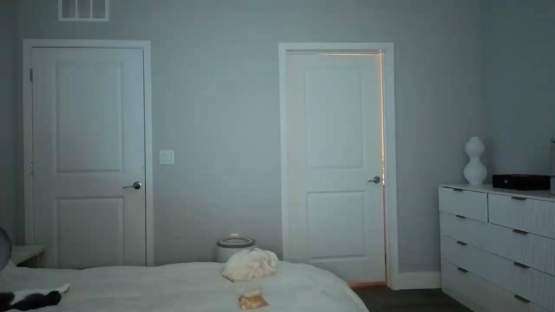 Gallery image thumbnail from GoddessTatiRae's myfreecams stream on, 08/16/2026, 01:57 image 2 of 20
