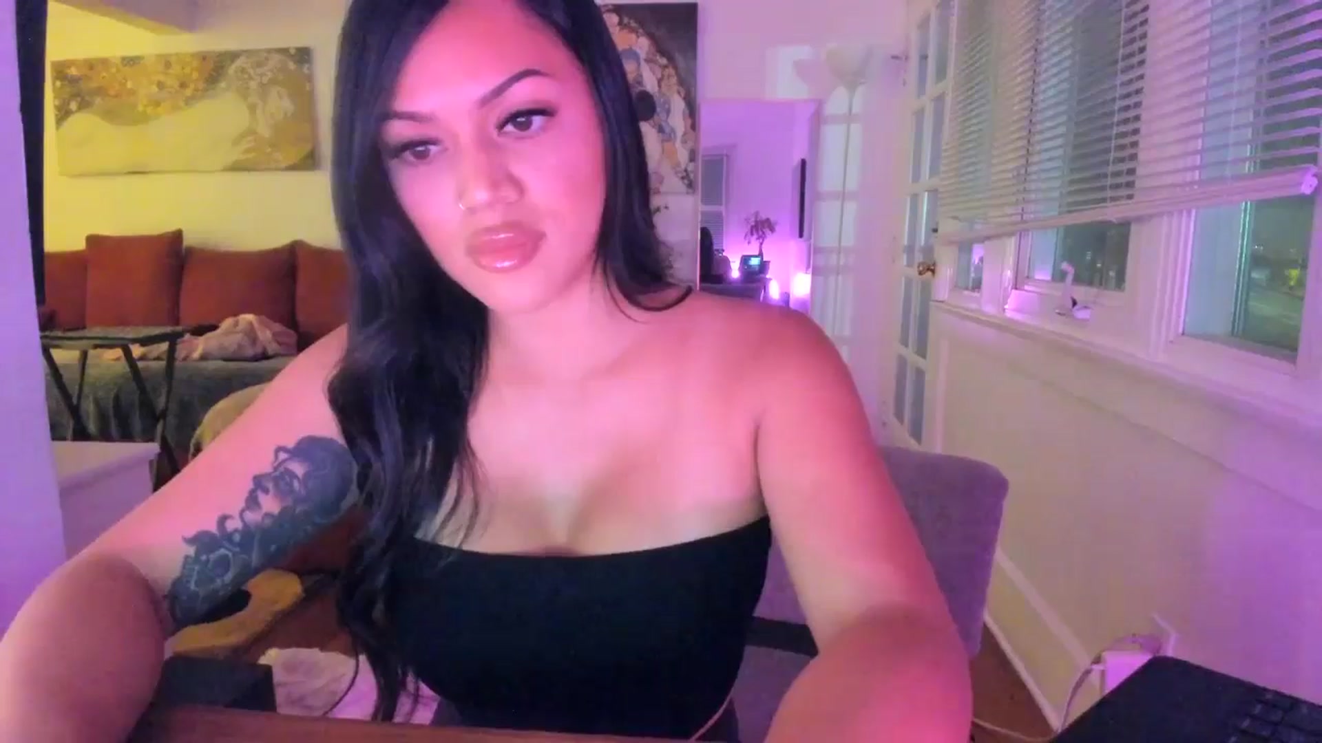 Gallery image thumbnail from GoddessToshi's myfreecams stream on, 11/17/2025, 02:27 image 9 of 20