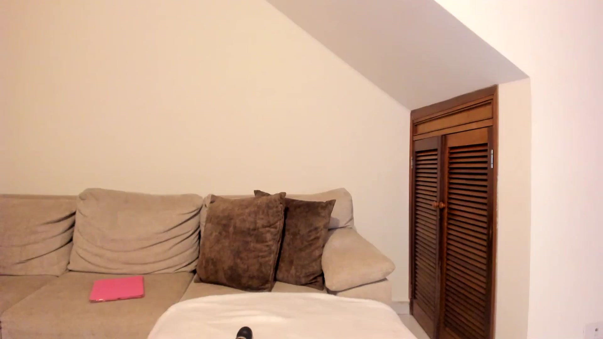 Gallery image thumbnail from GoddessVenus_'s myfreecams stream on, 01/06/2026, 23:46 image 17 of 20