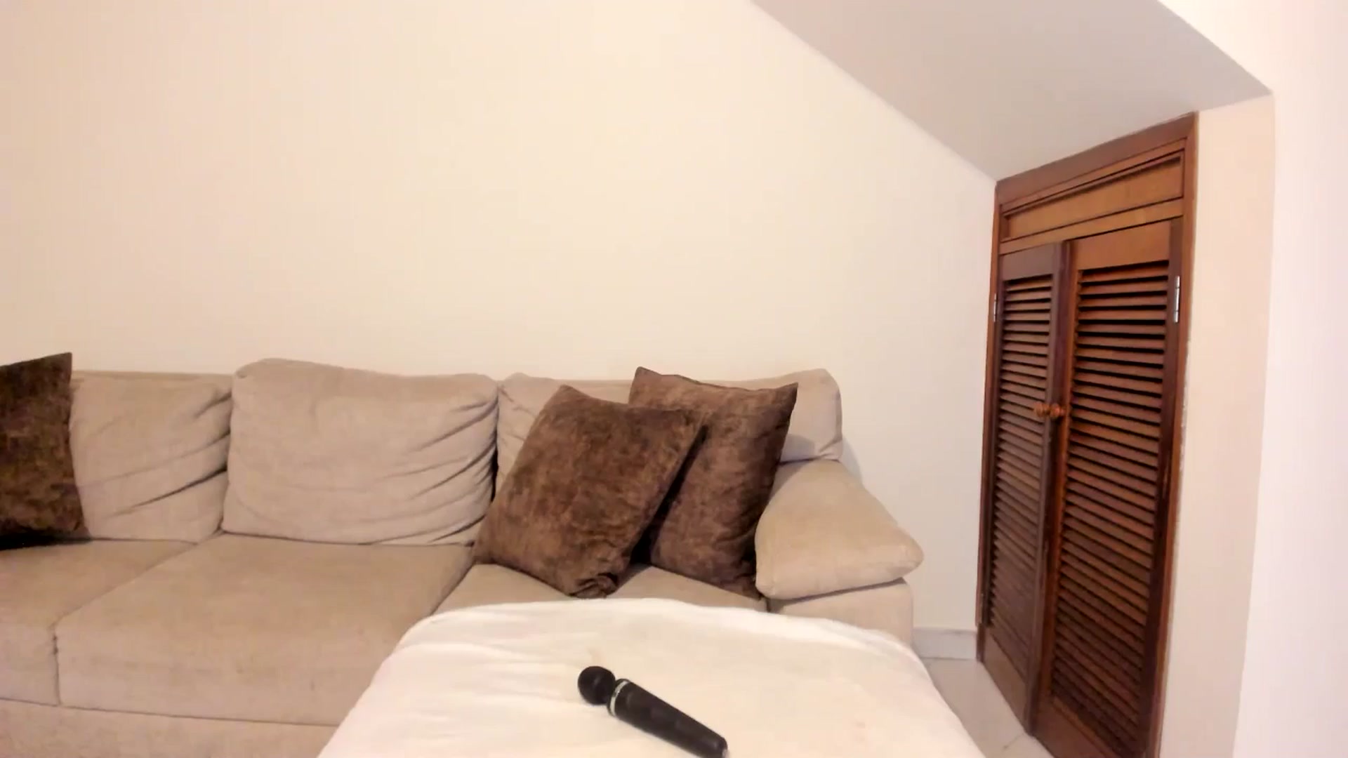 Gallery image thumbnail from GoddessVenus_'s myfreecams stream on, 01/14/2026, 24:10 image 12 of 20