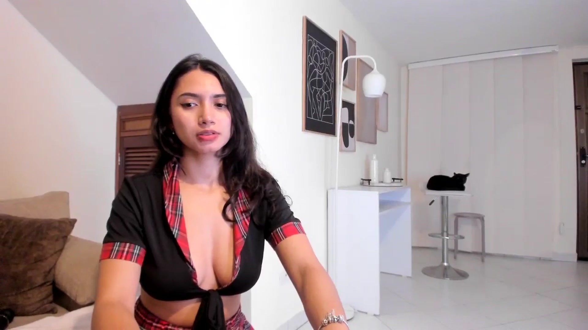 Gallery image thumbnail from GoddessVenus_'s myfreecams stream on, 02/18/2026, 01:02 image 7 of 20