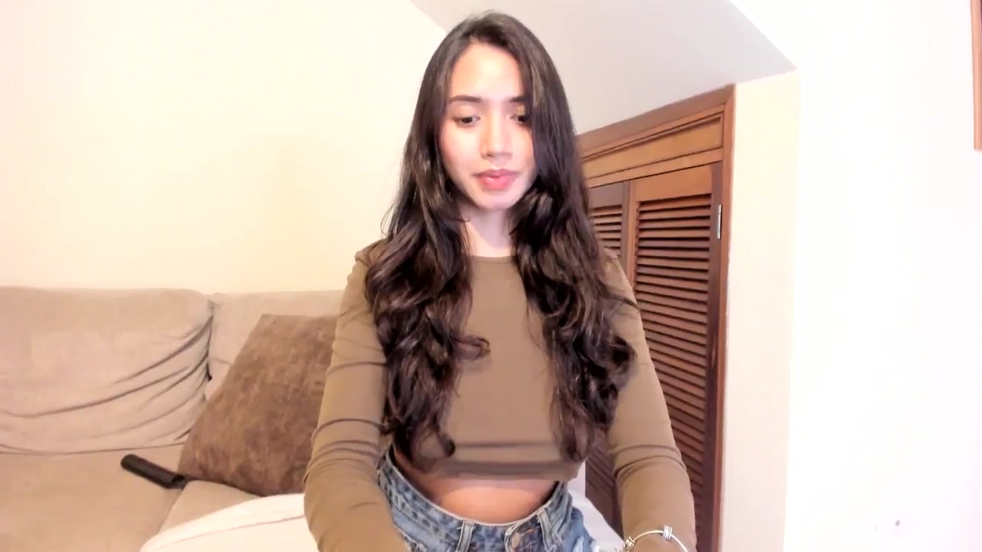 Gallery image thumbnail from GoddessVenus_'s myfreecams stream on, 02/20/2026, 23:53 image 3 of 20