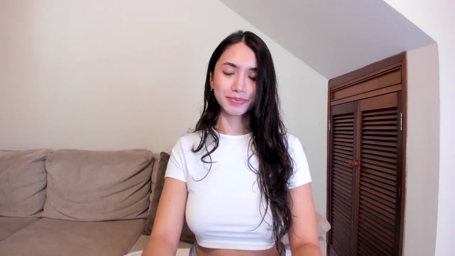 Gallery image thumbnail from GoddessVenus_'s myfreecams stream on, 03/10/2026, 16:43 image 5 of 20