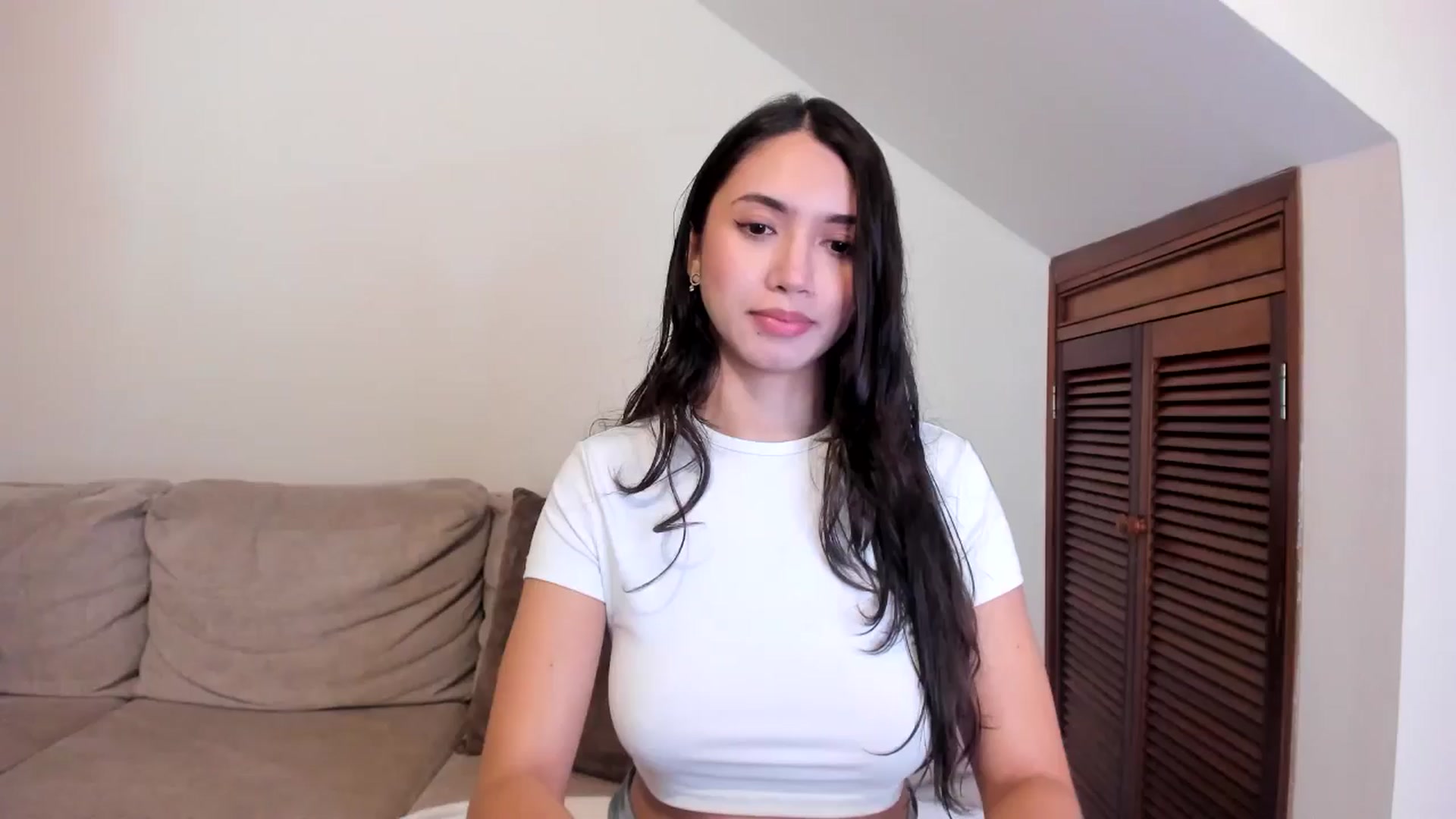 Gallery image thumbnail from GoddessVenus_'s myfreecams stream on, 03/10/2026, 16:43 image 3 of 20