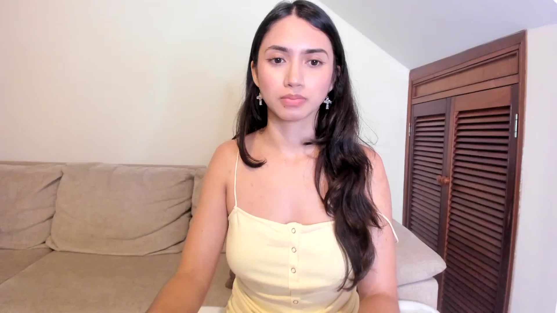 Gallery image thumbnail from GoddessVenus_'s myfreecams stream on, 04/20/2026, 22:43 image 7 of 20