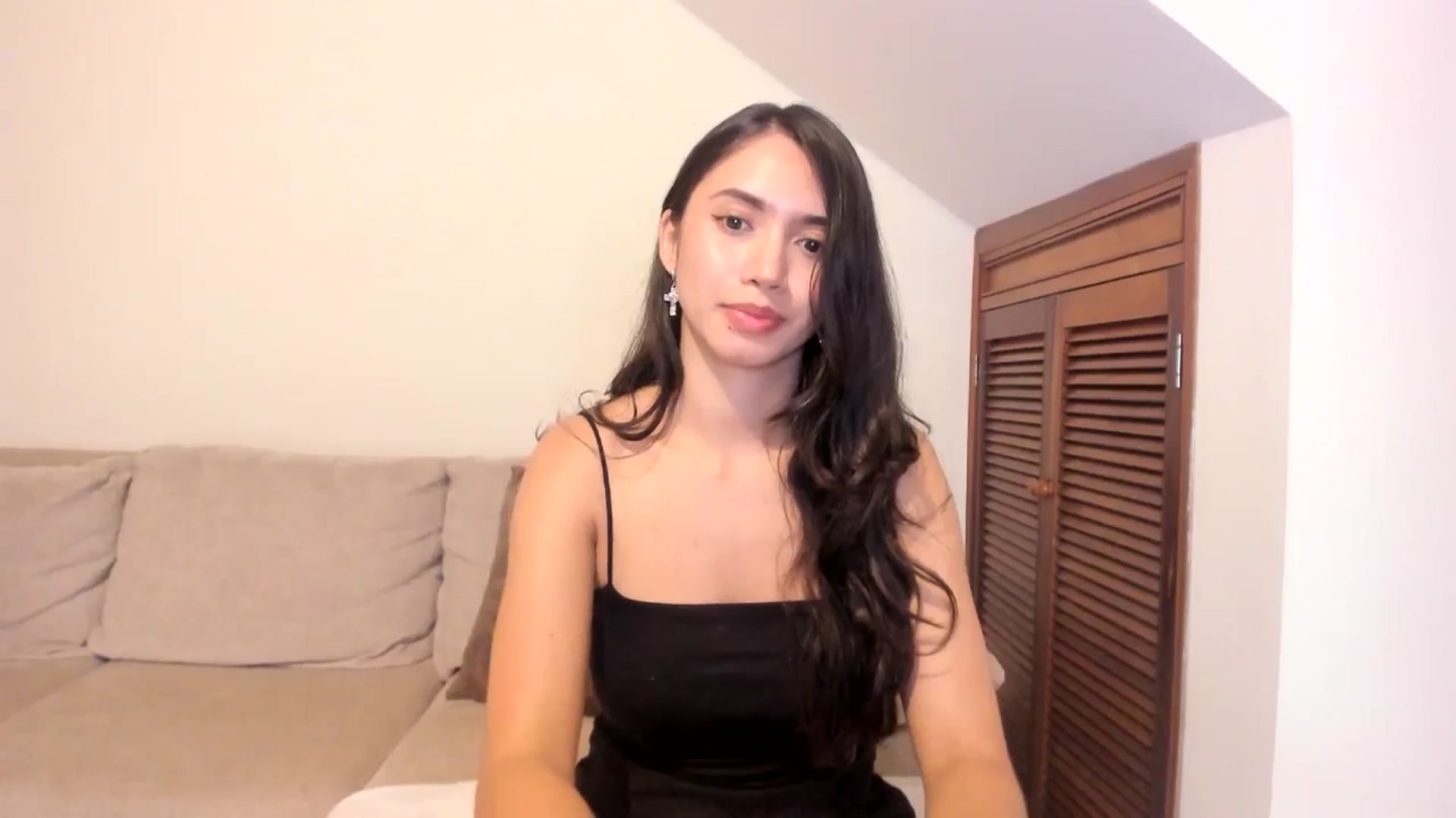Gallery image thumbnail from GoddessVenus_'s myfreecams stream on, 04/22/2026, 23:24 image 18 of 20