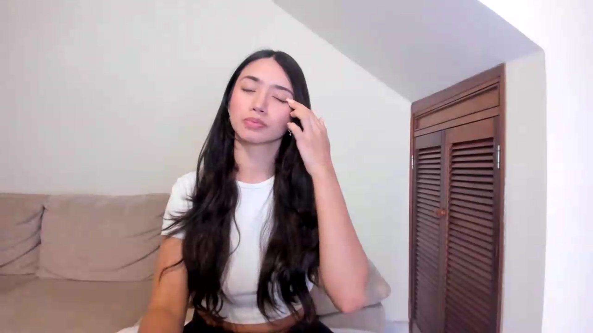 Gallery image thumbnail from GoddessVenus_'s myfreecams stream on, 07/17/2026, 22:47 image 16 of 20