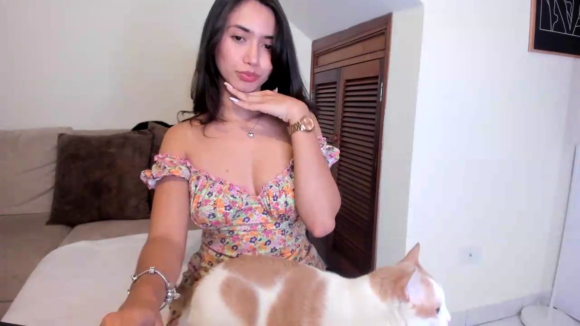 Gallery image thumbnail from GoddessVenus_'s myfreecams stream on, 08/03/2026, 22:43 image 17 of 20