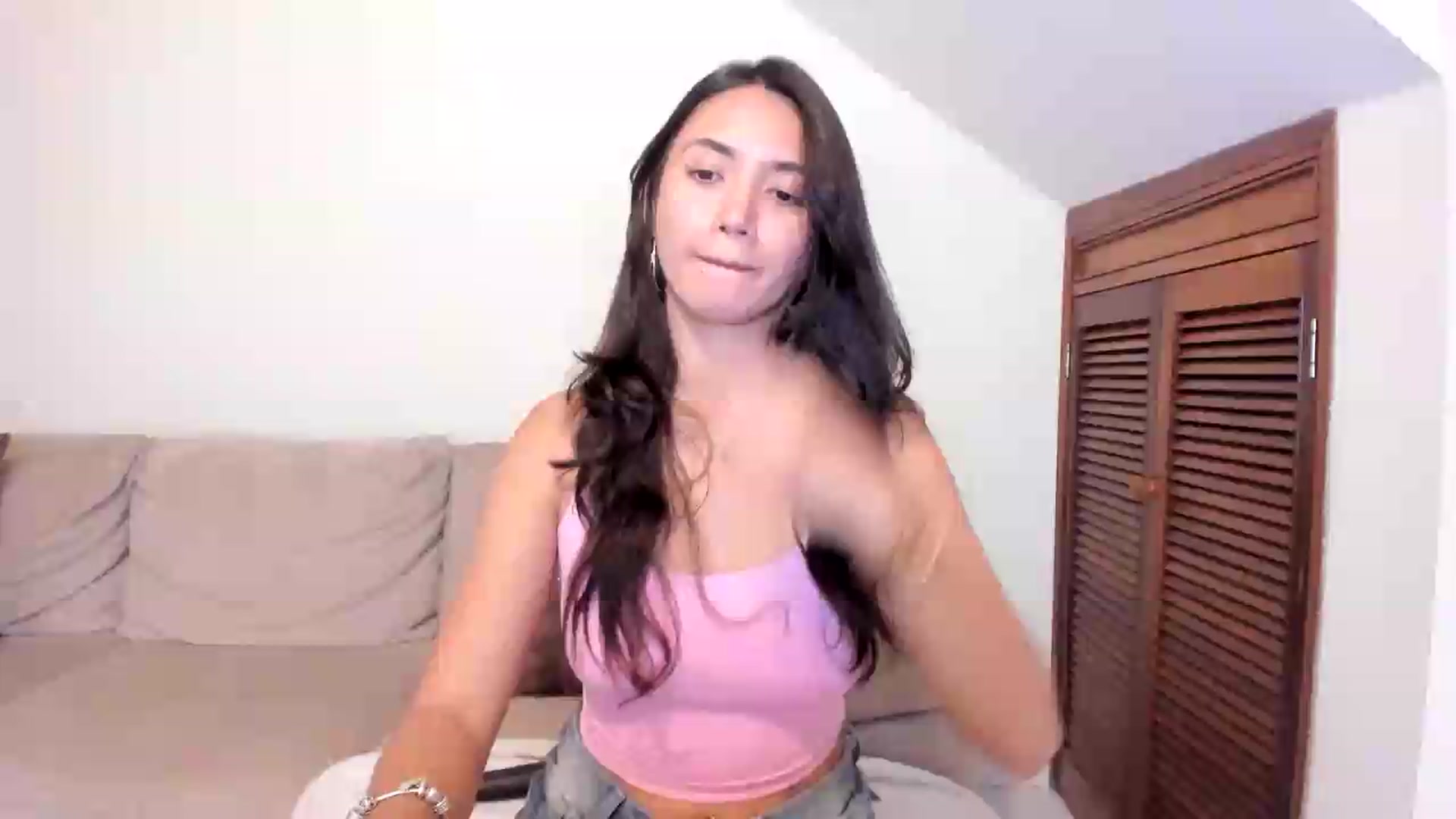 Gallery image thumbnail from GoddessVenus_'s myfreecams stream on, 08/09/2026, 23:30 image 1 of 20