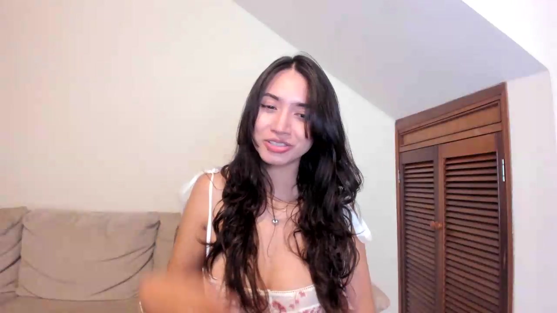 Gallery image thumbnail from GoddessVenus_'s myfreecams stream on, 08/12/2026, 01:13 image 2 of 20
