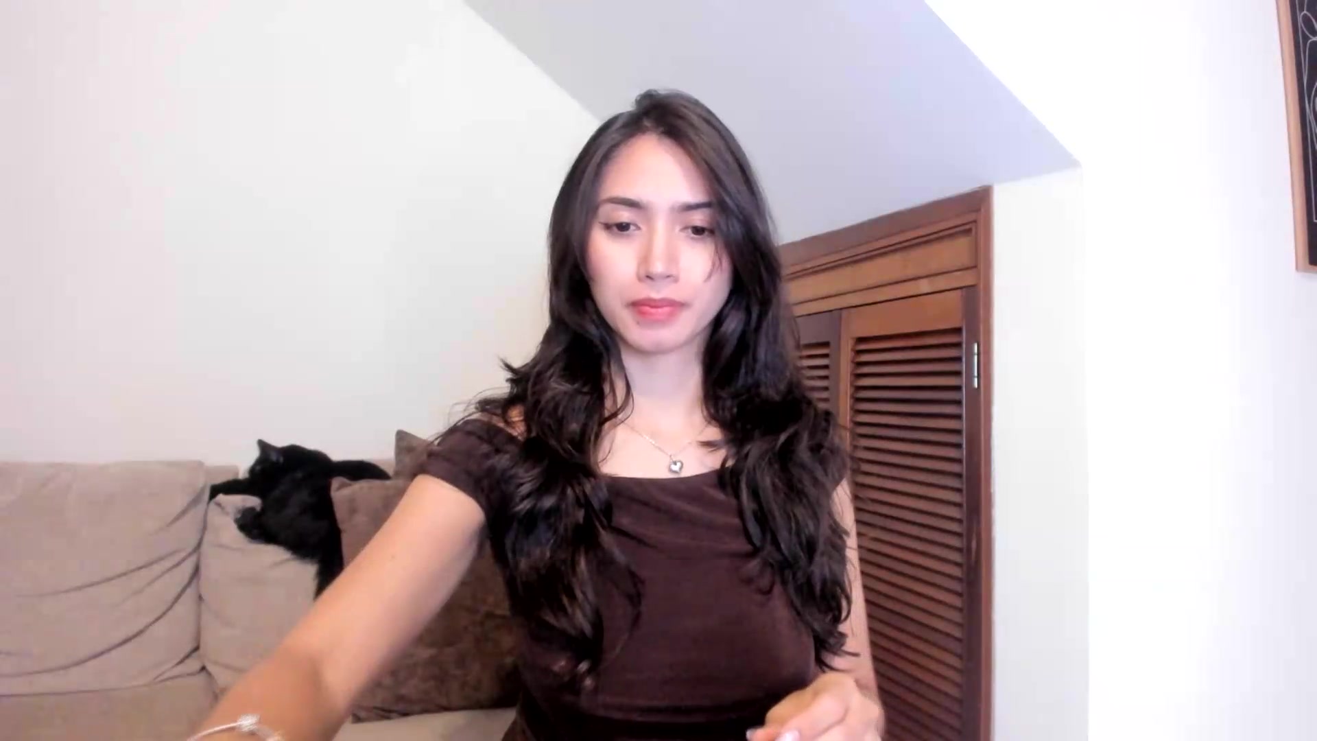 Gallery image thumbnail from GoddessVenus_'s myfreecams stream on, 08/20/2026, 01:23 image 16 of 20