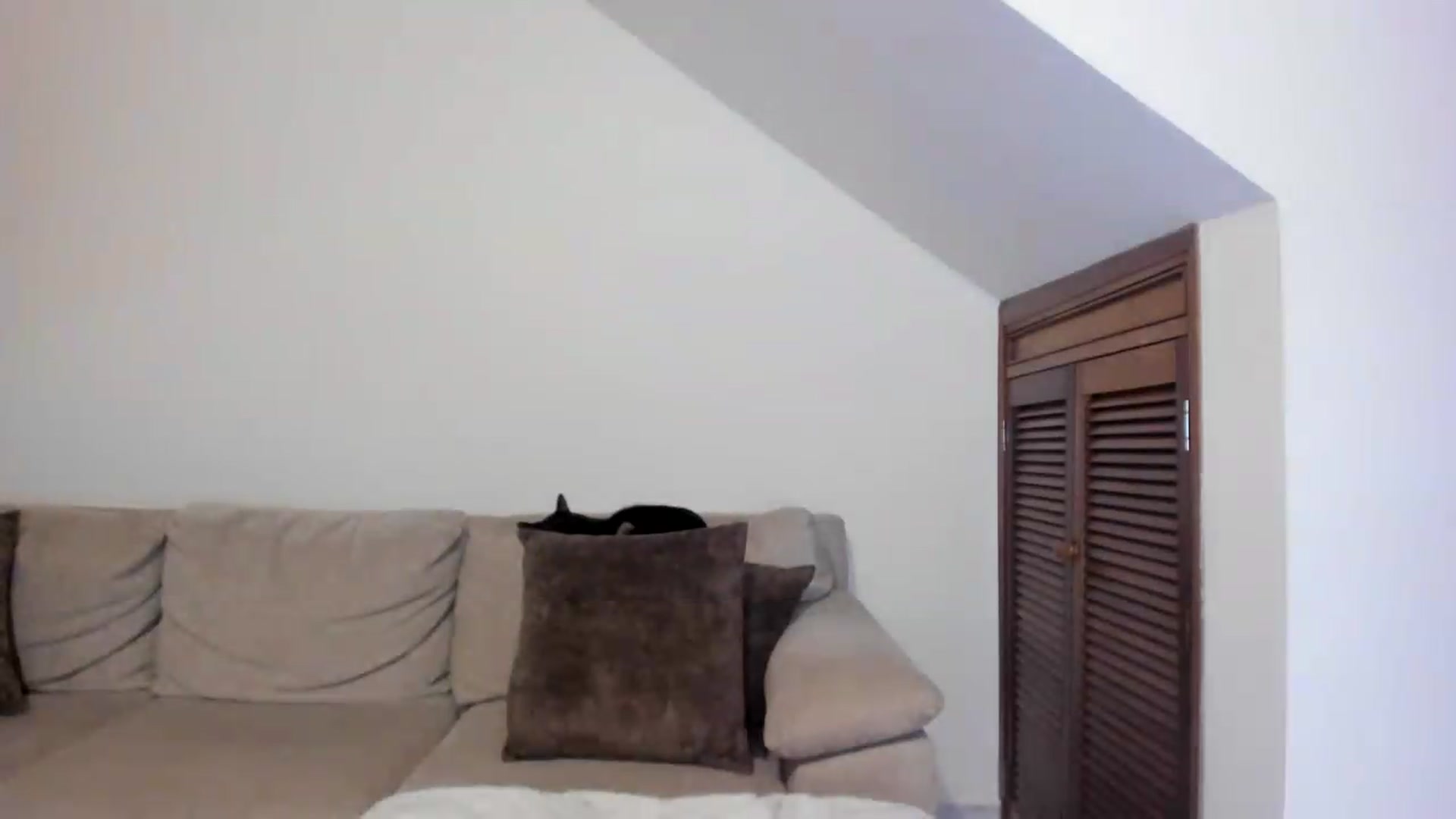 Gallery image thumbnail from GoddessVenus_'s myfreecams stream on, 08/27/2026, 23:48 image 9 of 20