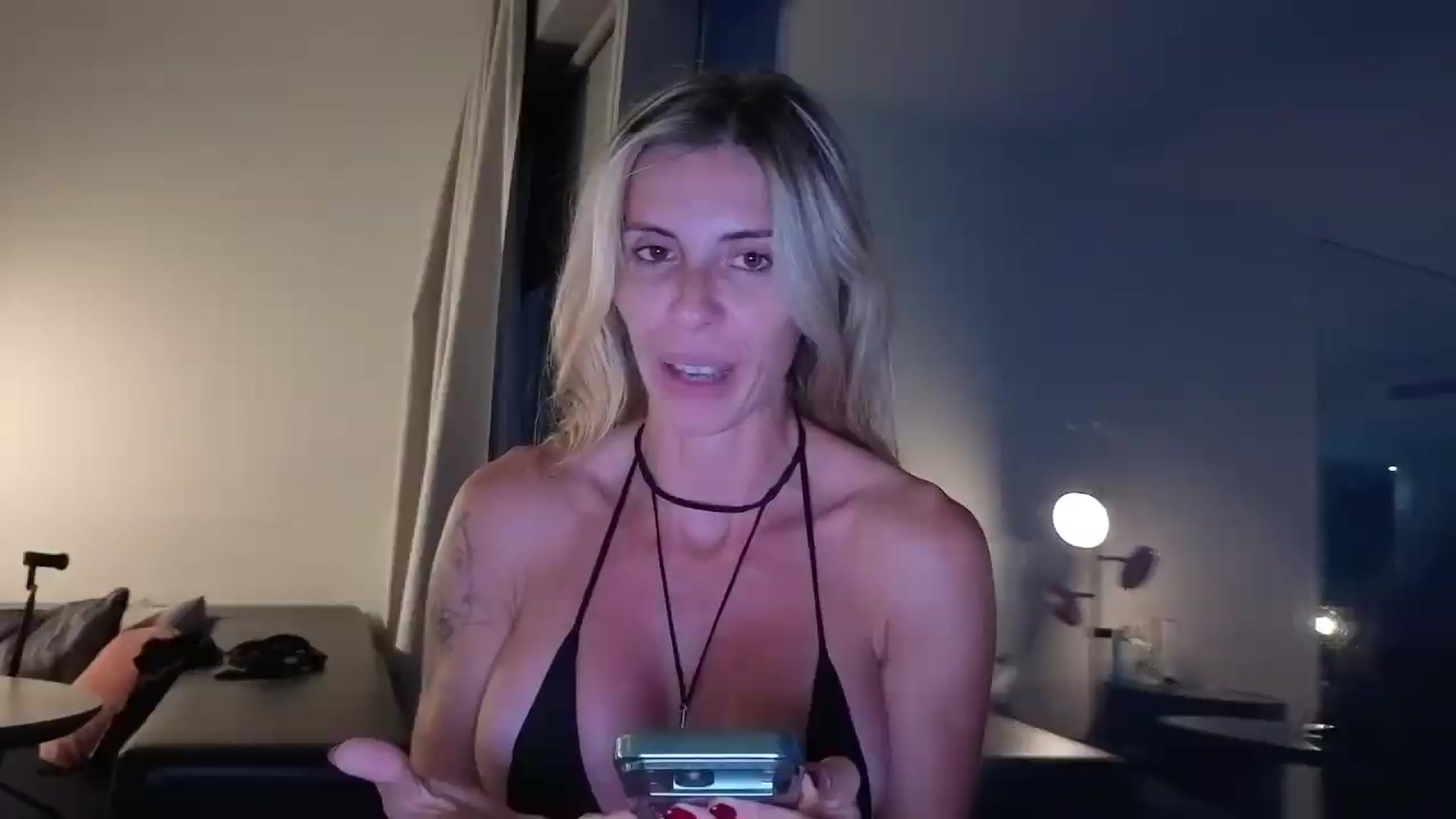 Gallery image thumbnail from Goddess_B's myfreecams stream on, 09/05/2026, 18:55 image 14 of 20
