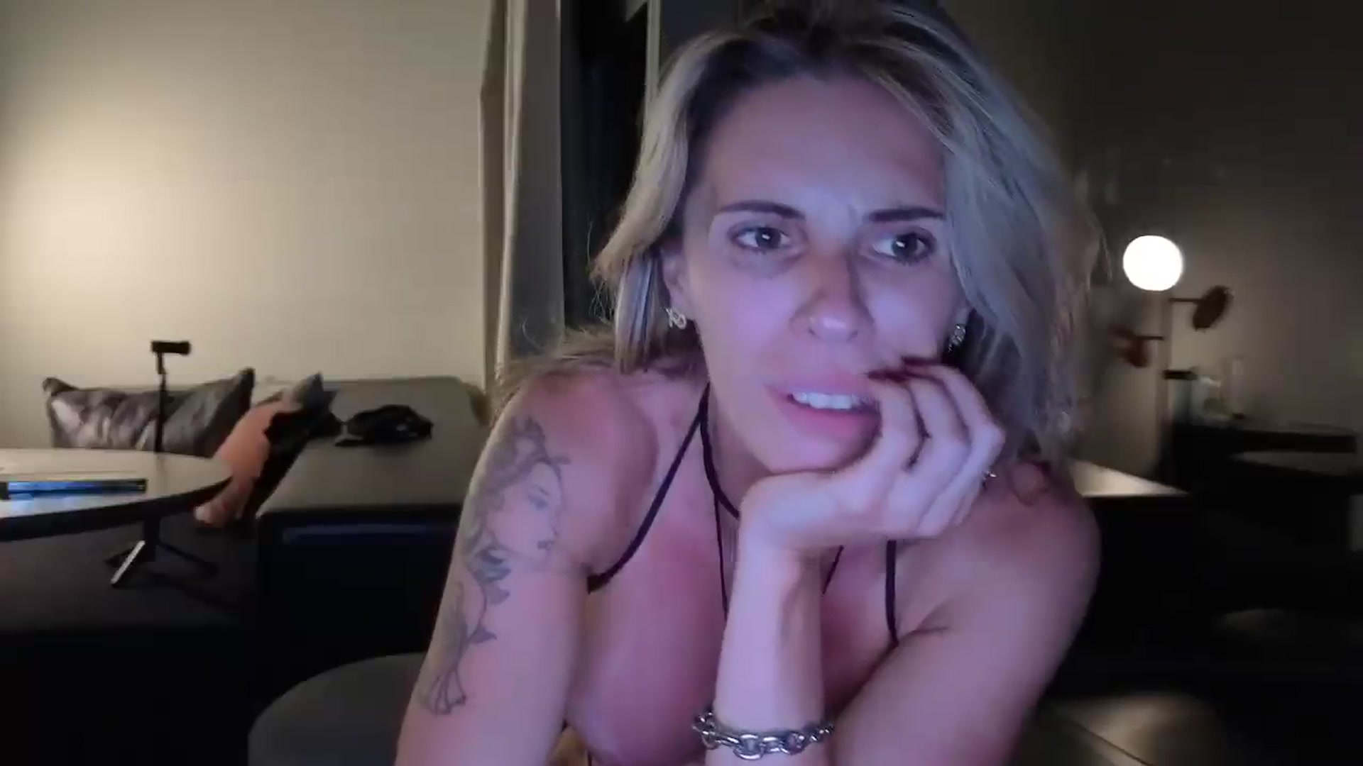 Gallery image thumbnail from Goddess_B's myfreecams stream on, 09/05/2026, 19:28 image 19 of 20
