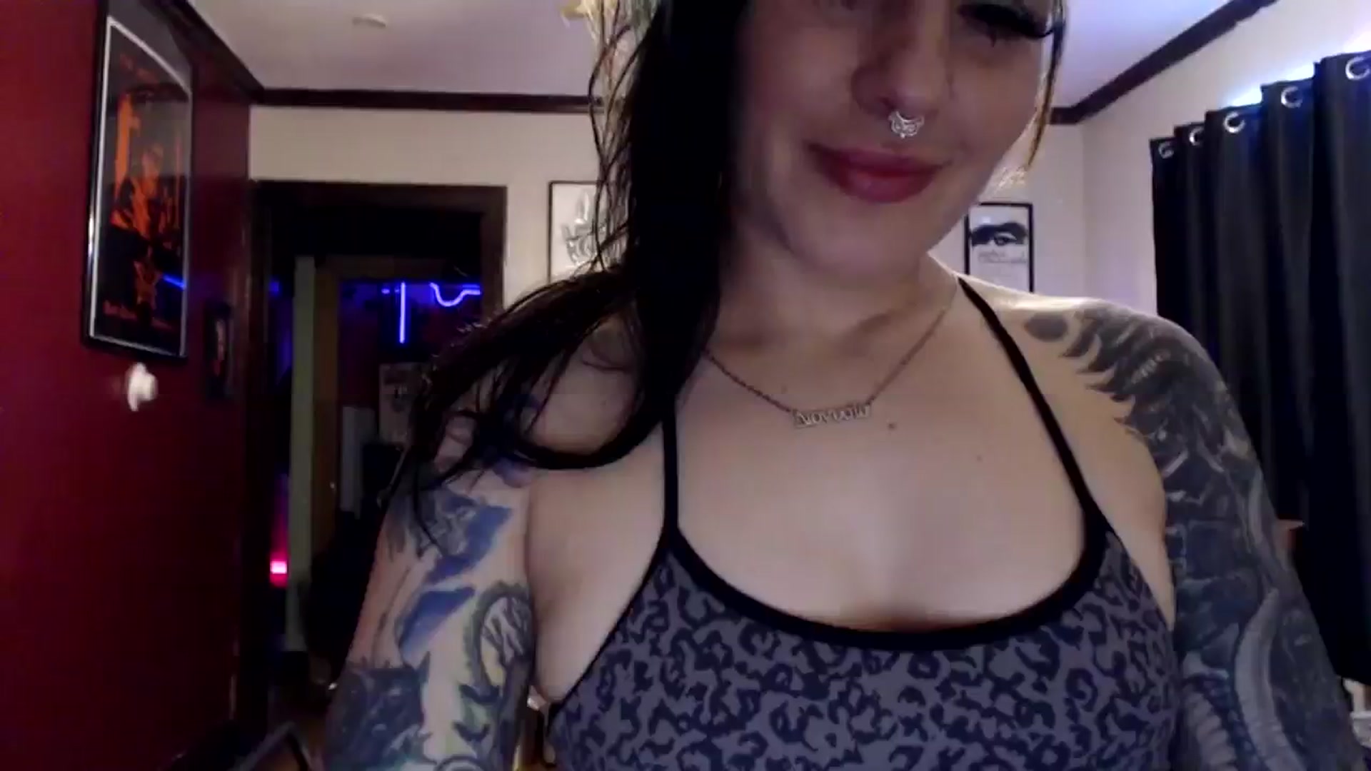 Gallery image thumbnail from Goddess_Dee's myfreecams stream on, 04/03/2026, 24:18 image 10 of 20