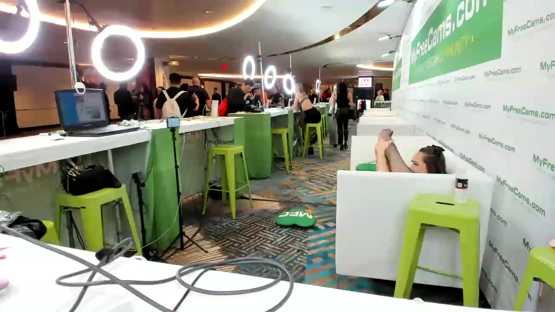 Gallery image thumbnail from Goddess_Jaz's myfreecams stream on, 01/05/2023, 24:44 image 3 of 20