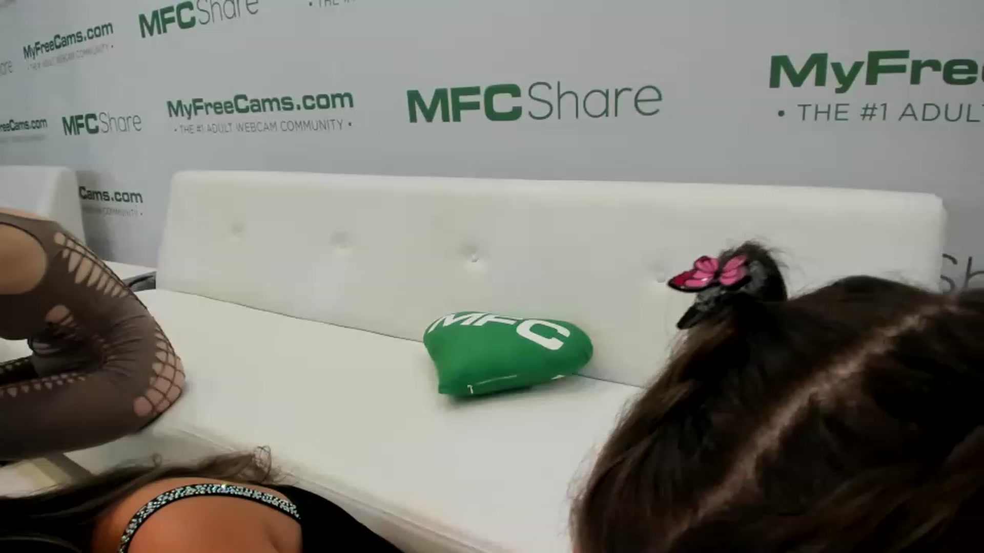 Gallery image thumbnail from Goddess_Jaz's myfreecams stream on, 01/06/2023, 24:01 image 6 of 20