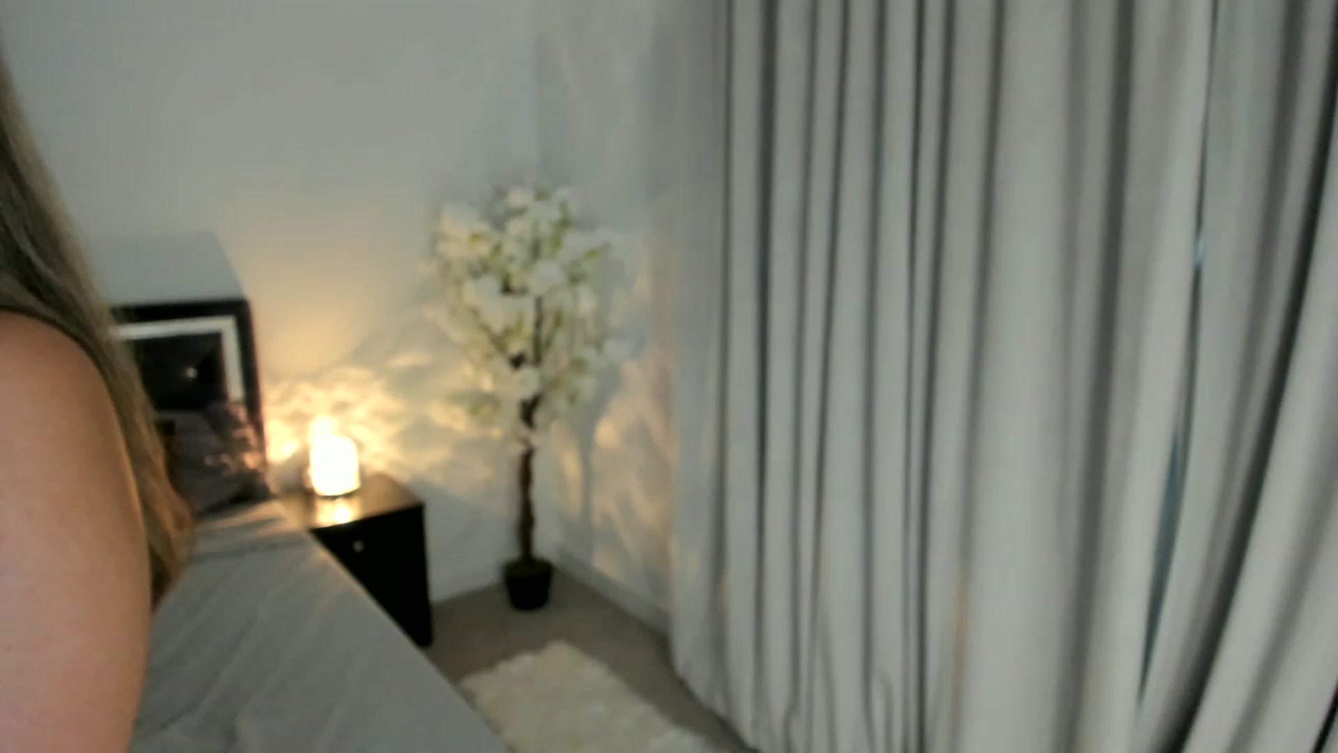 Gallery image thumbnail from Goddess_Jaz's myfreecams stream on, 04/01/2023, 13:58 image 4 of 20