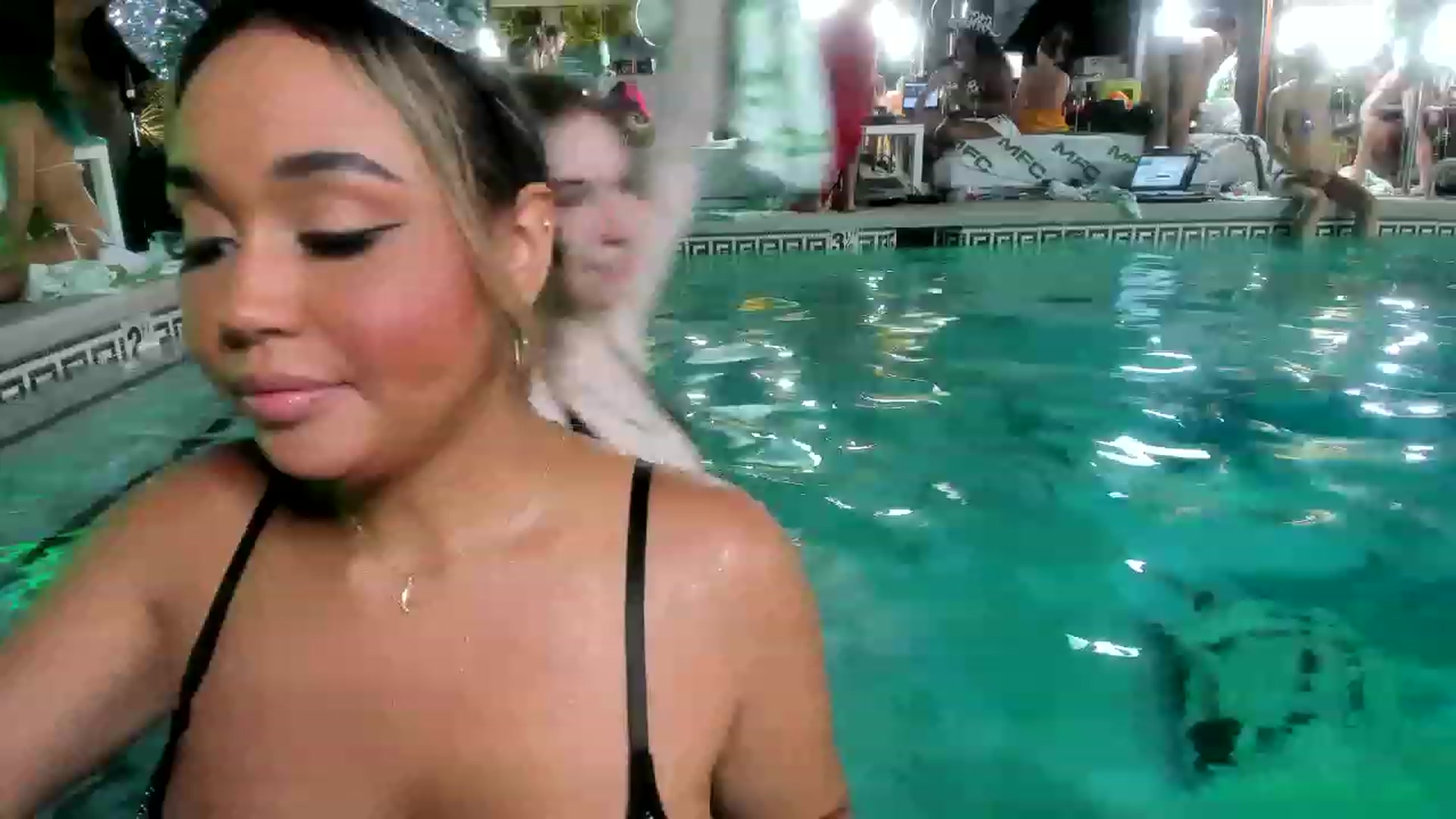Gallery image thumbnail from Goddess_Jaz's myfreecams stream on, 05/24/2023, 04:05 image 14 of 20