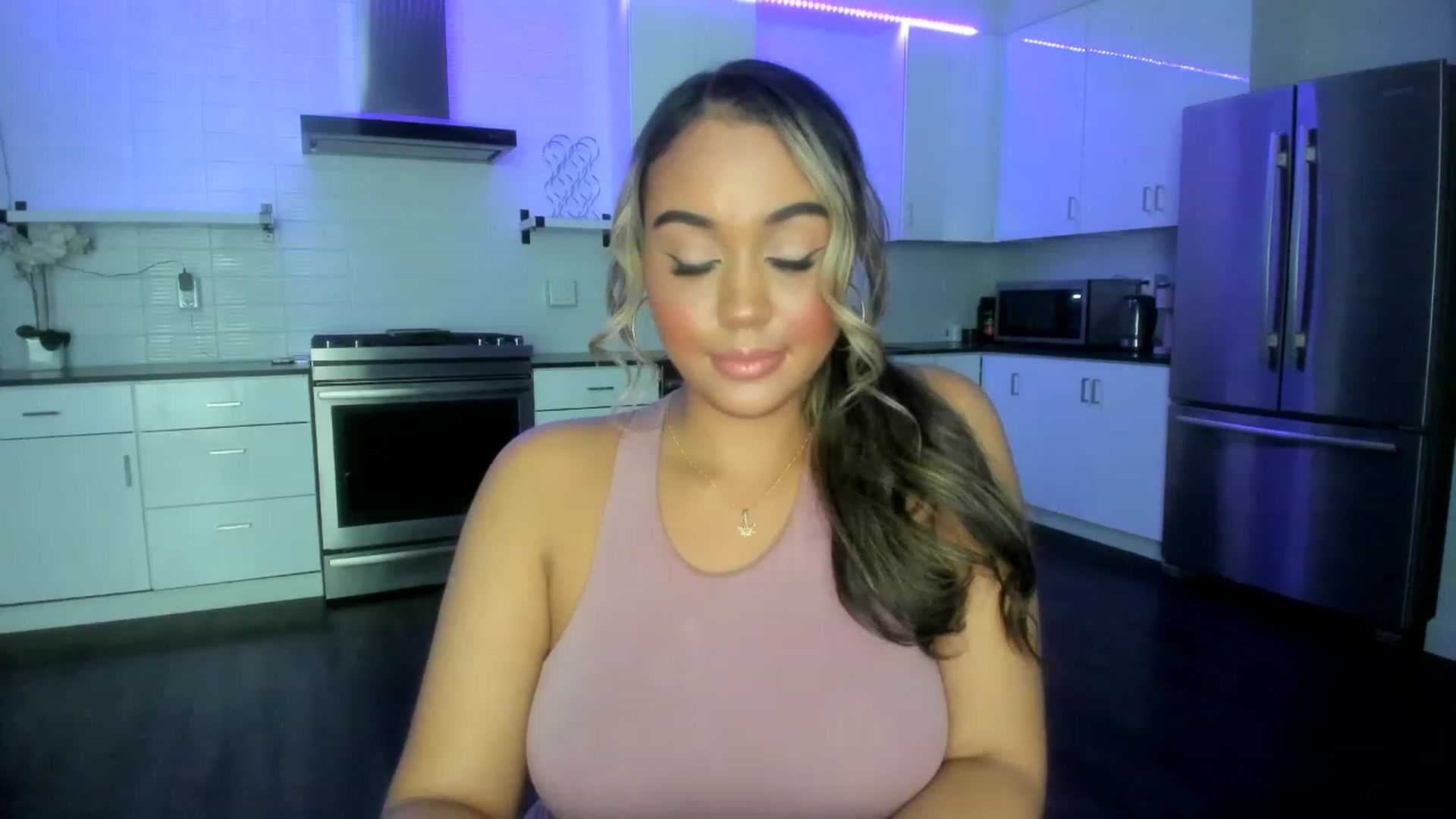 Gallery image thumbnail from Goddess_Jaz's myfreecams stream on, 05/28/2023, 04:04 image 8 of 20