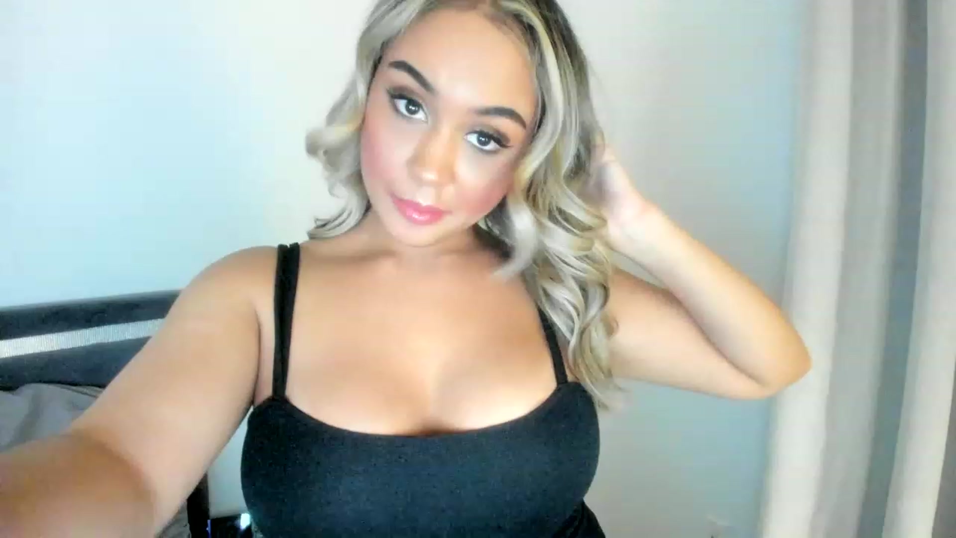 Gallery image thumbnail from Goddess_Jaz's myfreecams stream on, 06/08/2023, 05:06 image 2 of 20