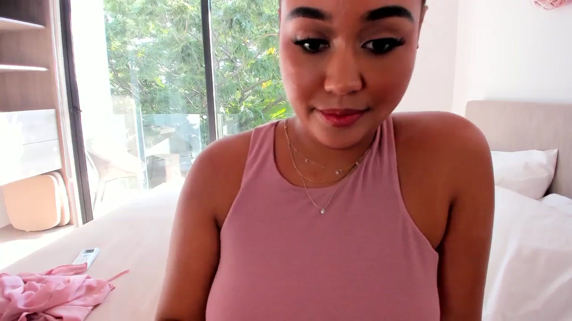 Gallery image thumbnail from Goddess_Jaz's myfreecams stream on, 09/15/2023, 22:20 image 16 of 20