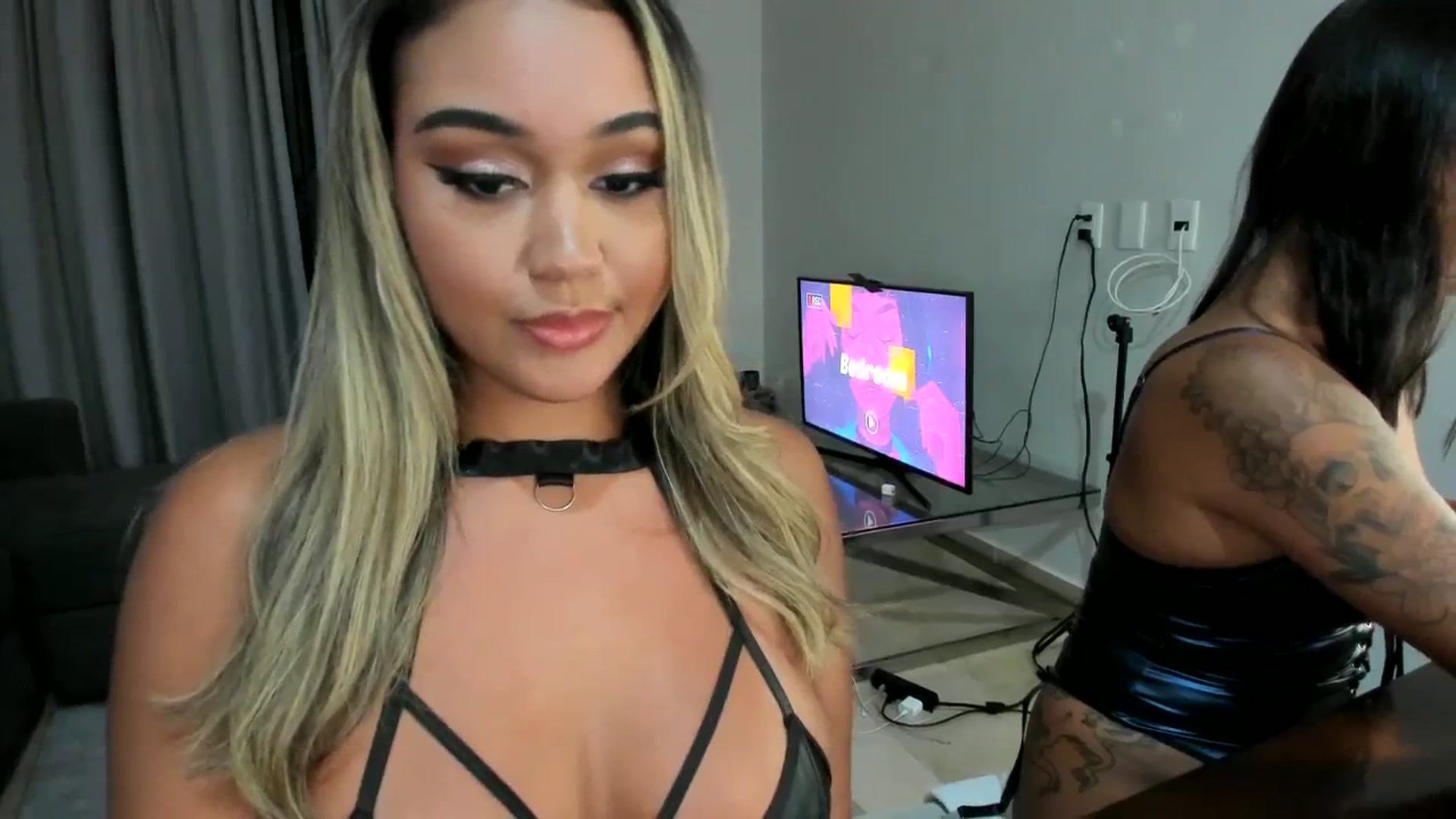 Gallery image thumbnail from Goddess_Jaz's myfreecams stream on, 11/11/2023, 04:26 image 2 of 20