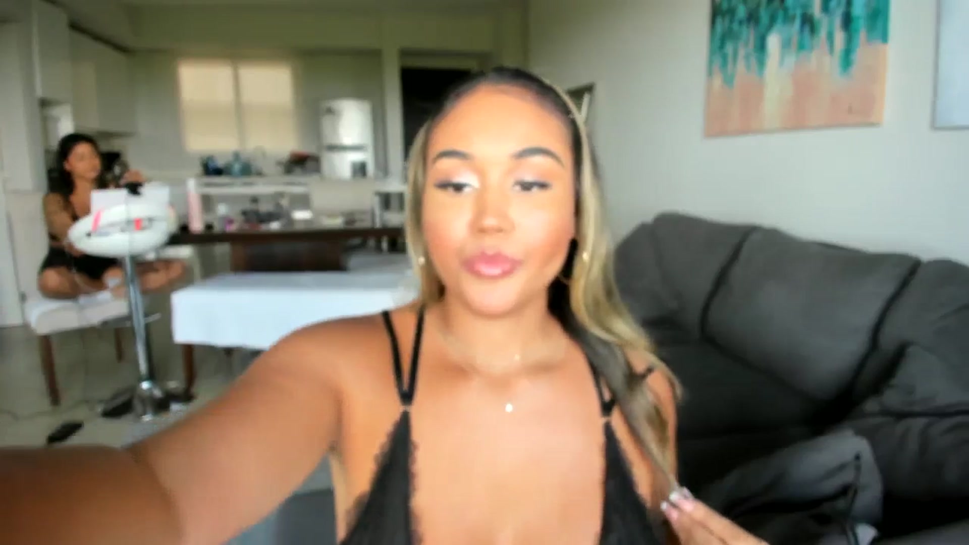 Gallery image thumbnail from Goddess_Jaz's myfreecams stream on, 11/17/2023, 21:14 image 8 of 20