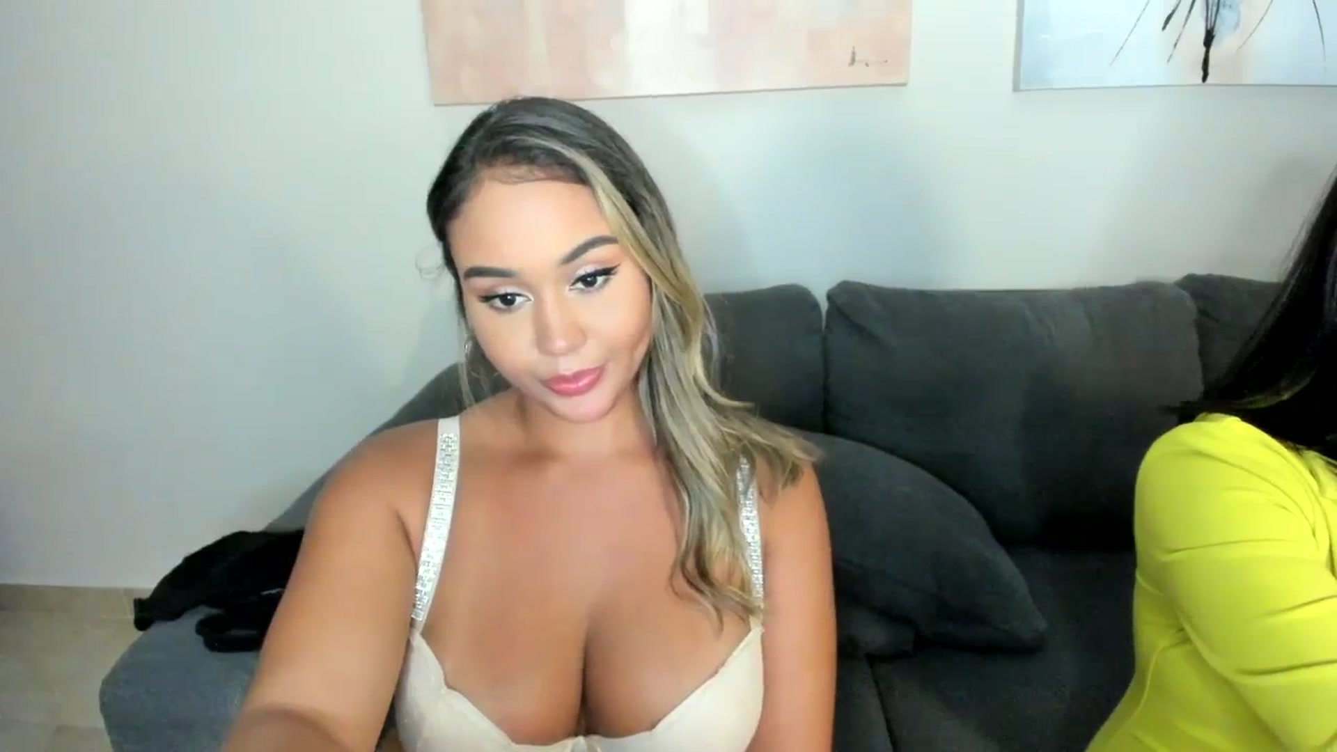 Gallery image thumbnail from Goddess_Jaz's myfreecams stream on, 11/25/2023, 08:18 image 11 of 20