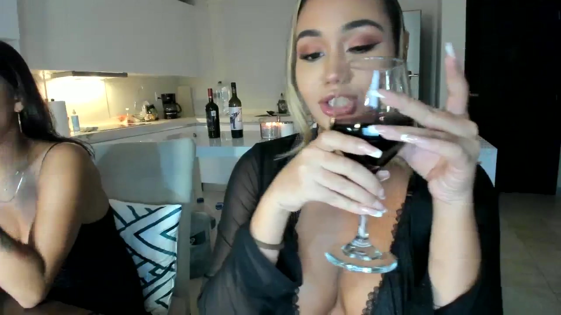 Gallery image thumbnail from Goddess_Jaz's myfreecams stream on, 11/30/2023, 01:28 image 2 of 20
