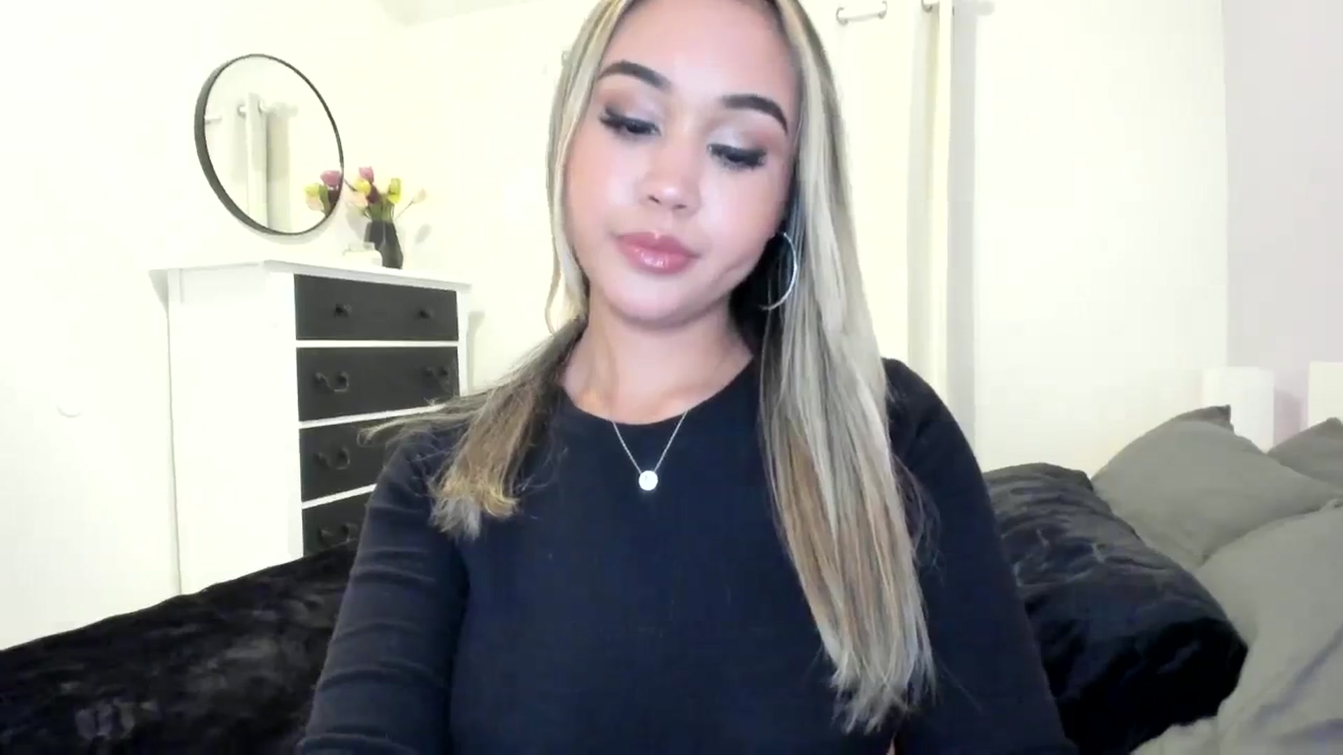 Gallery image thumbnail from Goddess_Jaz's myfreecams stream on, 12/26/2023, 04:45 image 19 of 20