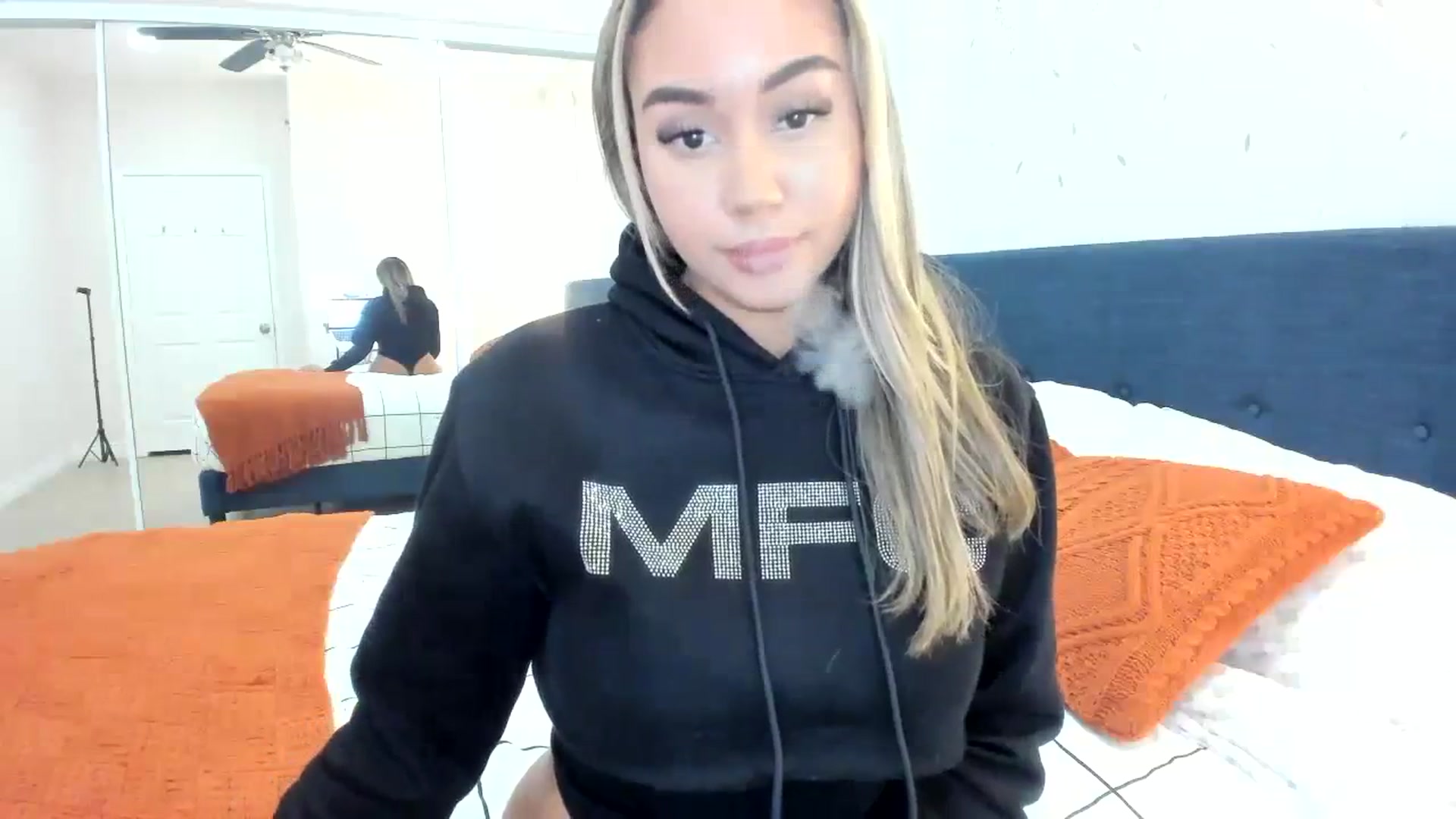 Gallery image thumbnail from Goddess_Jaz's myfreecams stream on, 02/05/2024, 06:21 image 12 of 20