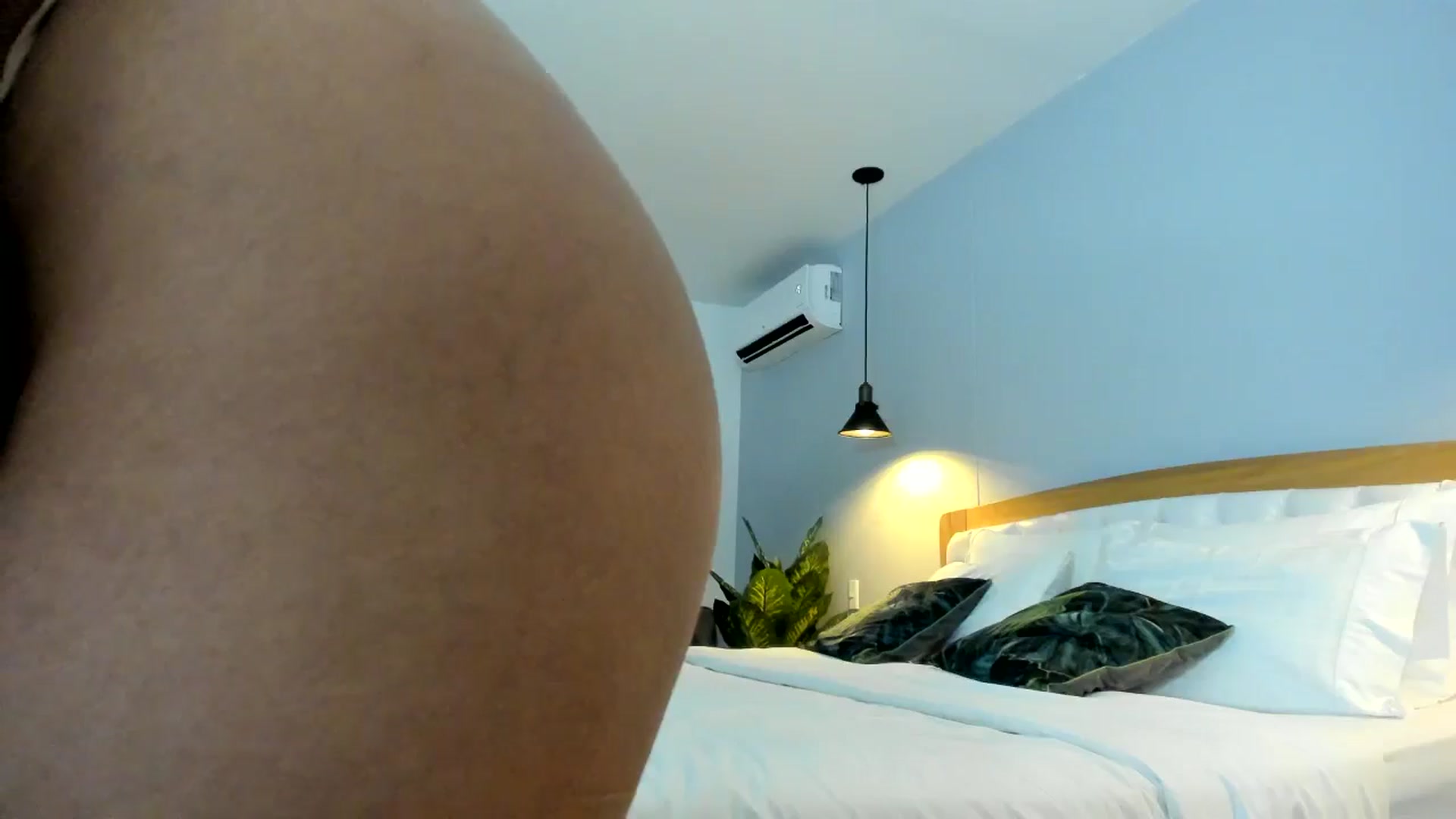 Gallery image thumbnail from Goddess_Jaz's myfreecams stream on, 06/20/2024, 06:30 image 6 of 20