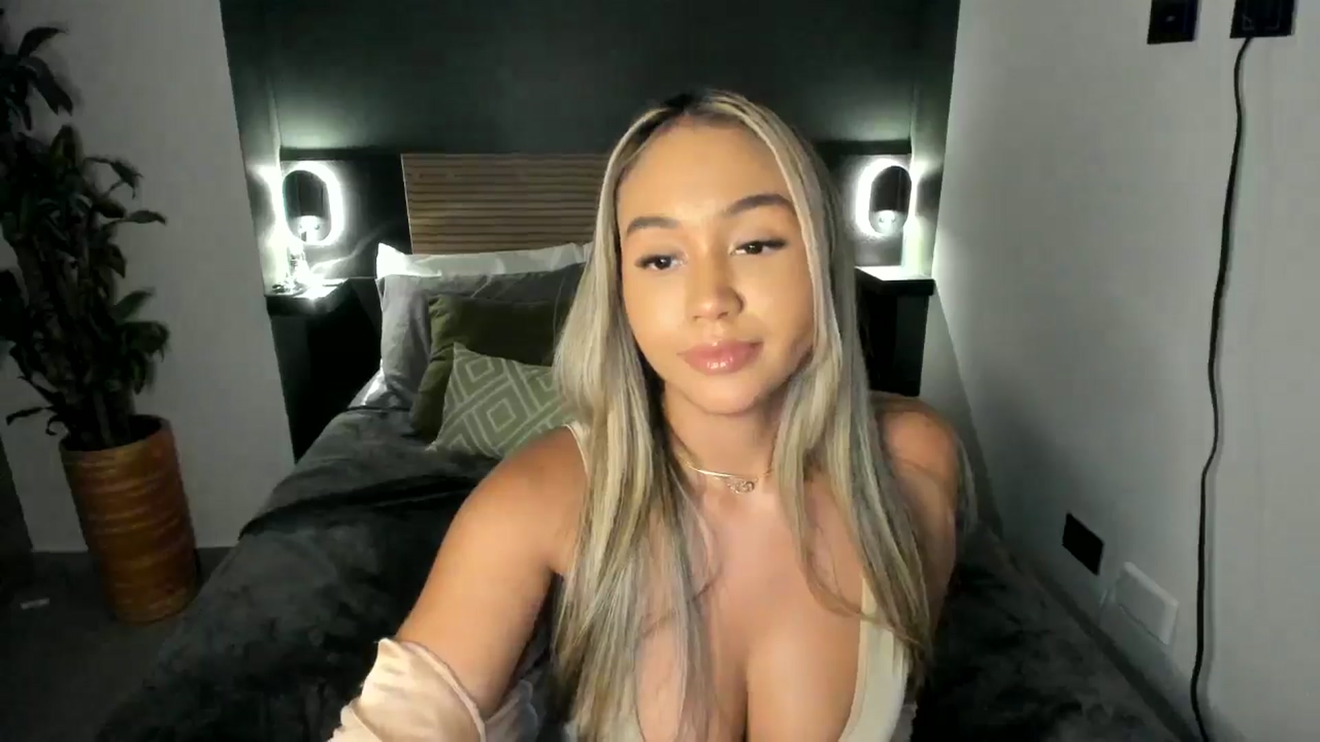 Gallery image thumbnail from Goddess_Jaz's myfreecams stream on, 07/02/2024, 04:38 image 9 of 20