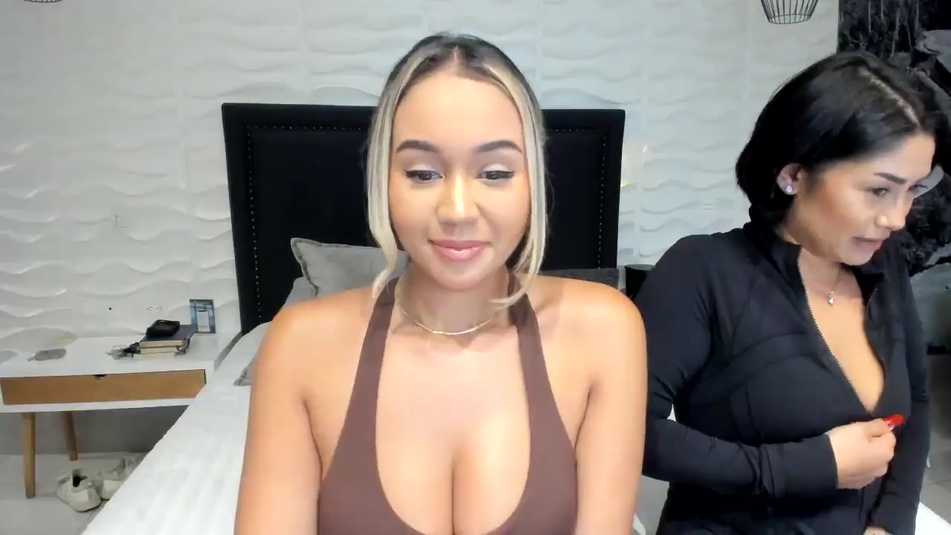 Gallery image thumbnail from Goddess_Jaz's myfreecams stream on, 08/05/2024, 02:26 image 13 of 20
