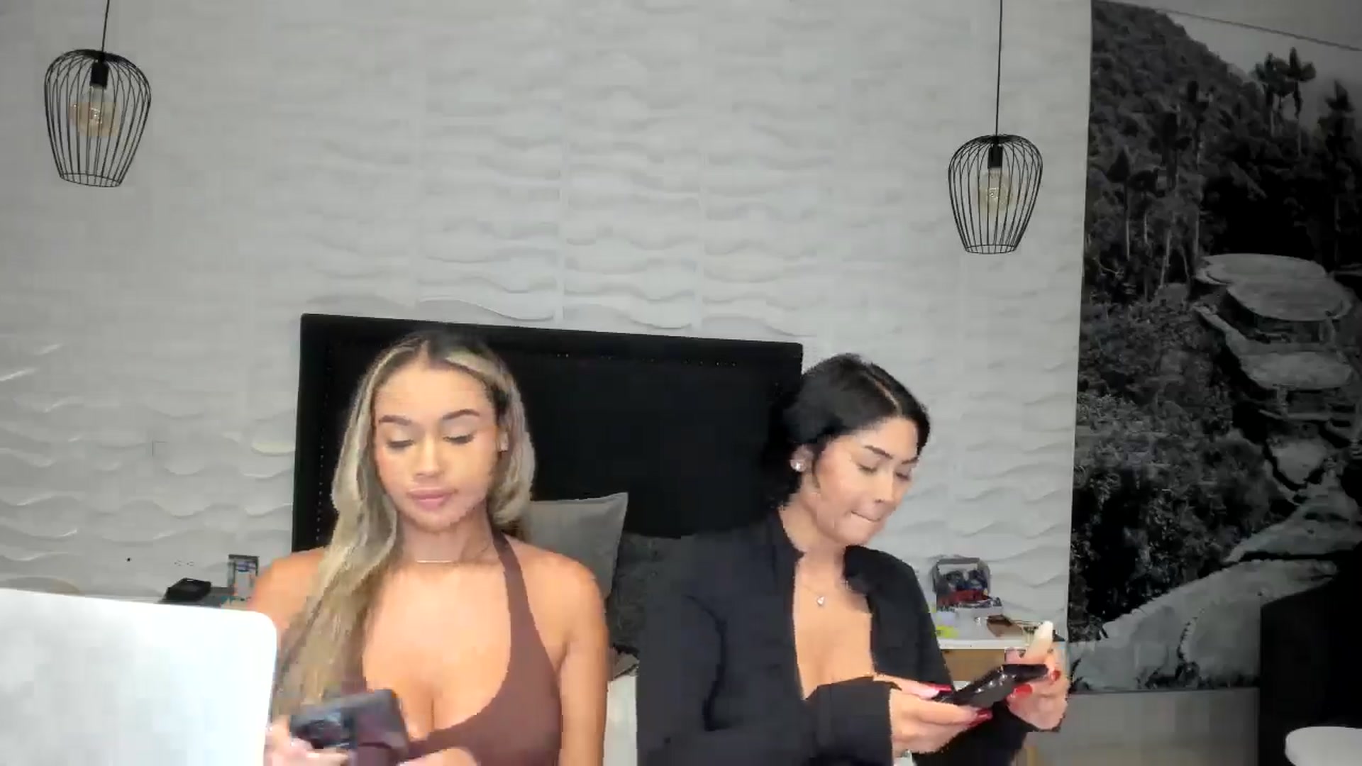 Gallery image thumbnail from Goddess_Jaz's myfreecams stream on, 08/05/2024, 03:30 image 8 of 20