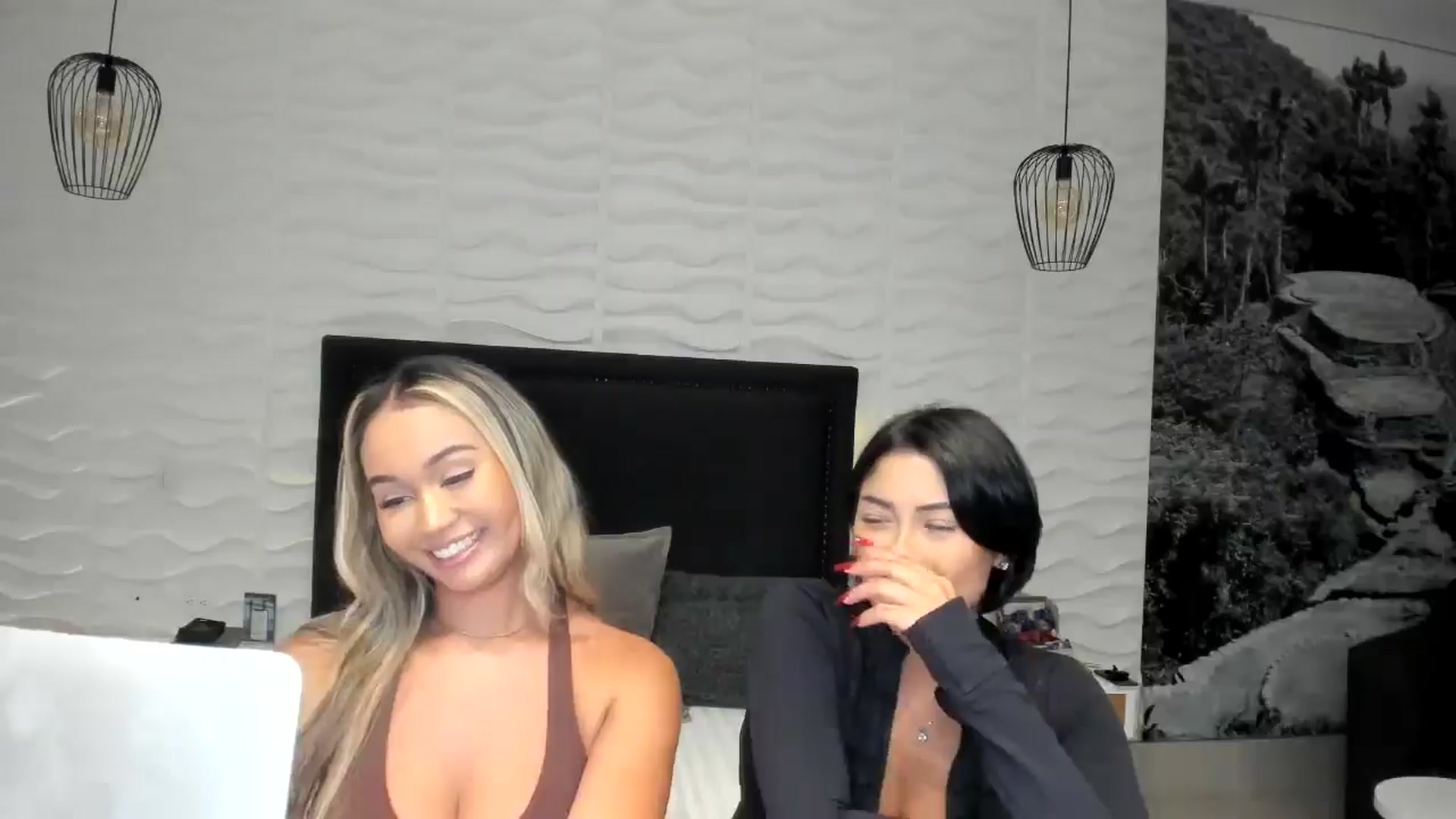 Gallery image thumbnail from Goddess_Jaz's myfreecams stream on, 08/05/2024, 03:30 image 11 of 20