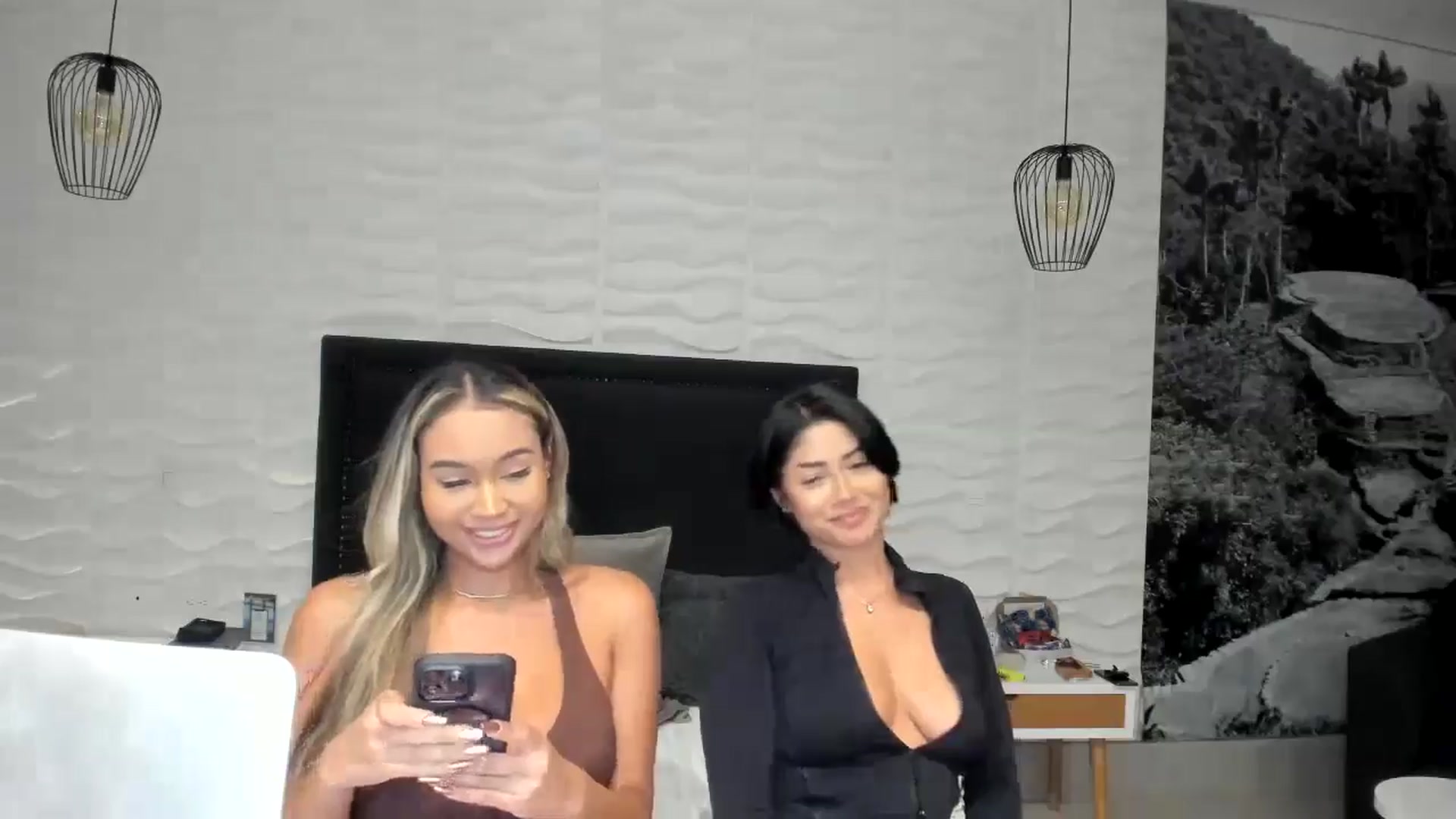 Gallery image thumbnail from Goddess_Jaz's myfreecams stream on, 08/05/2024, 03:30 image 7 of 20