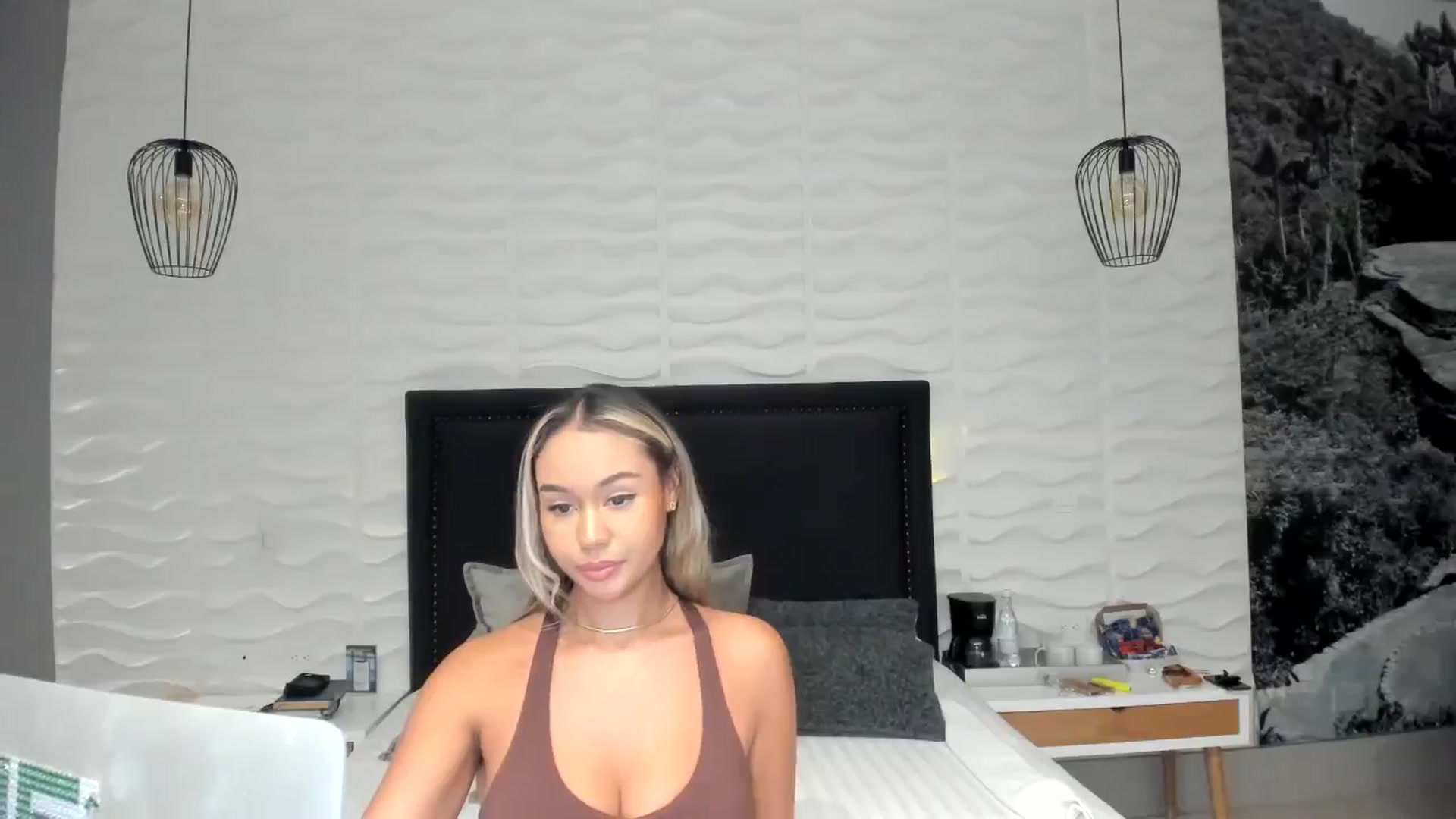 Gallery image thumbnail from Goddess_Jaz's myfreecams stream on, 08/05/2024, 04:16 image 6 of 20