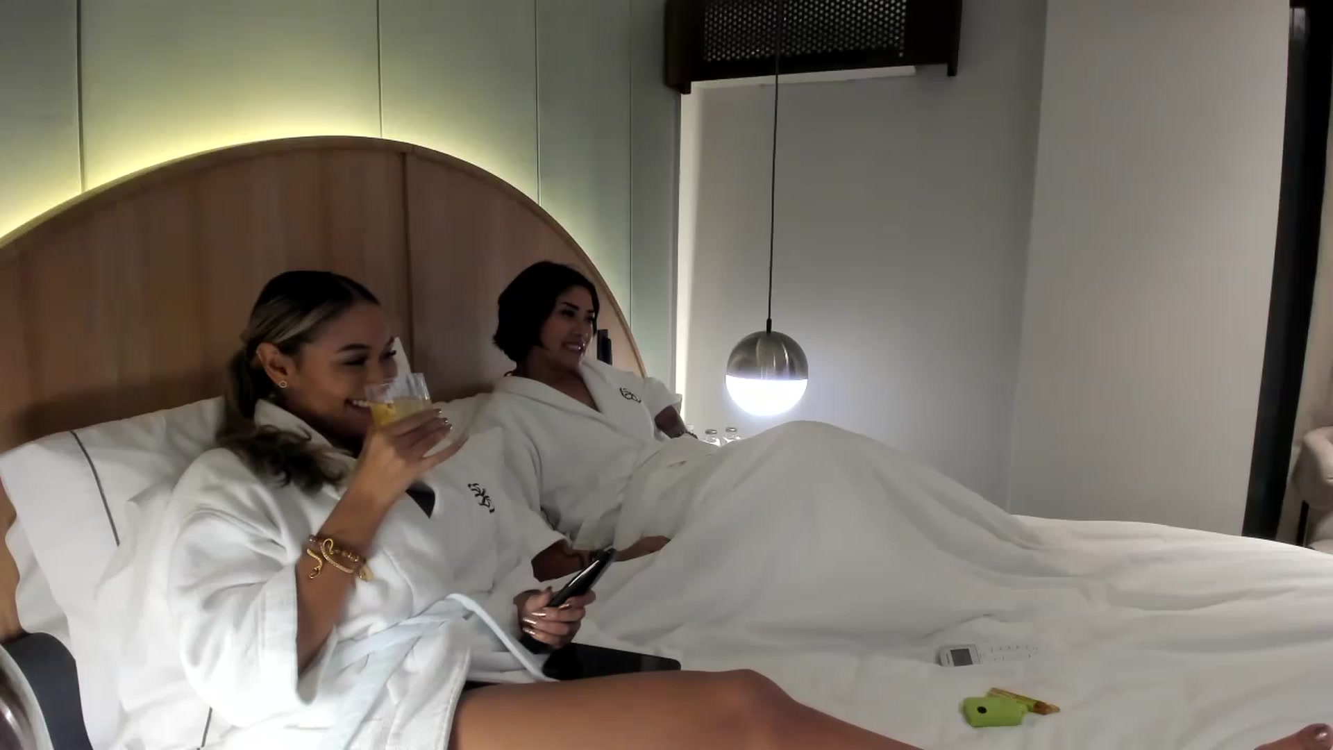 Gallery image thumbnail from Goddess_Jaz's myfreecams stream on, 08/16/2024, 02:56 image 1 of 20