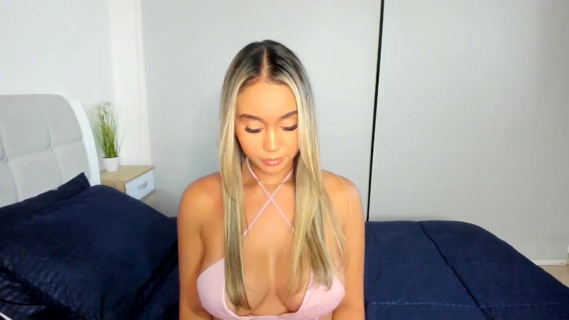 Gallery image thumbnail from Goddess_Jaz's myfreecams stream on, 08/20/2024, 01:34 image 4 of 20