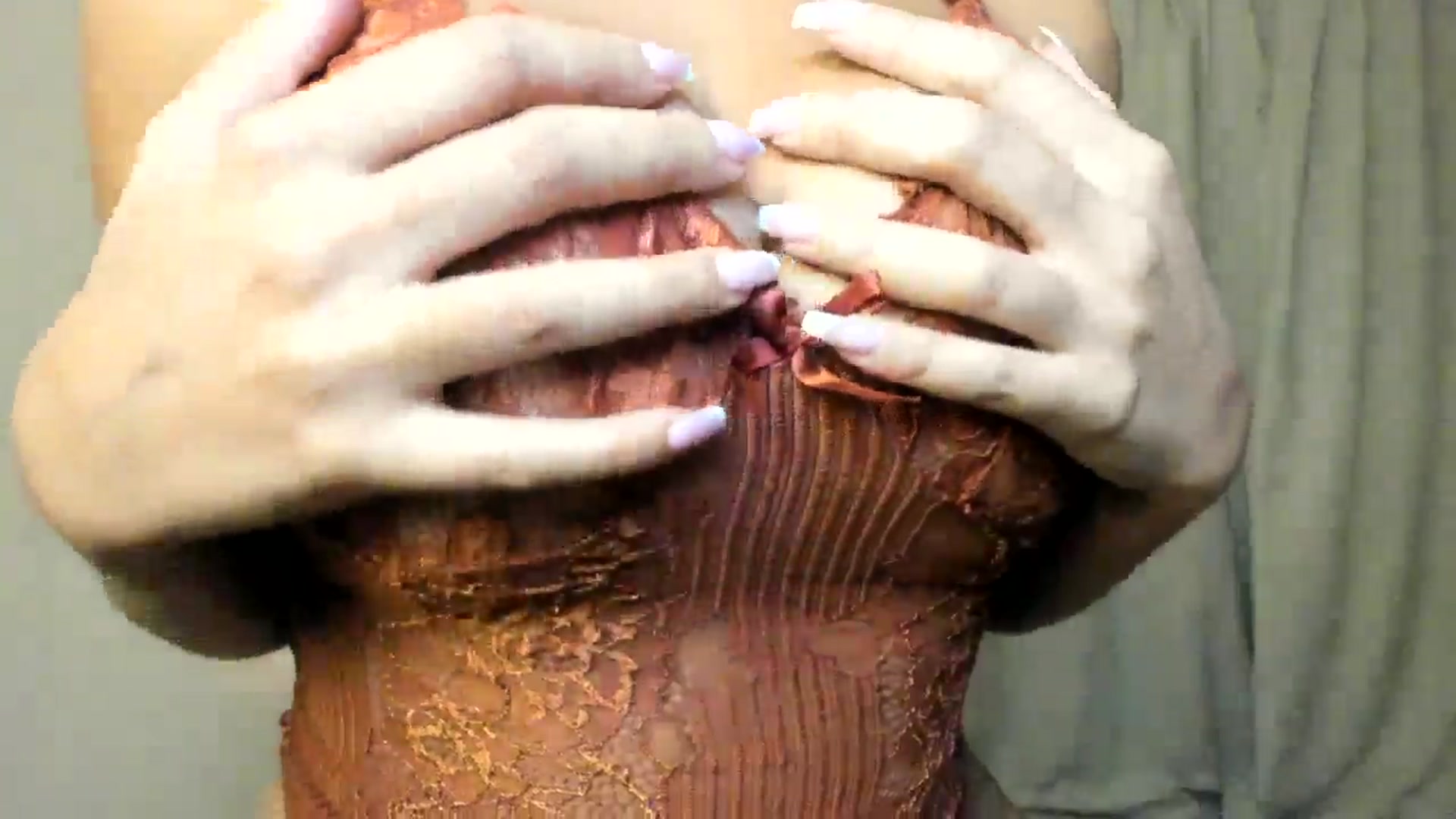 Gallery image thumbnail from Goddess_Jaz's myfreecams stream on, 10/14/2024, 06:12 image 18 of 20