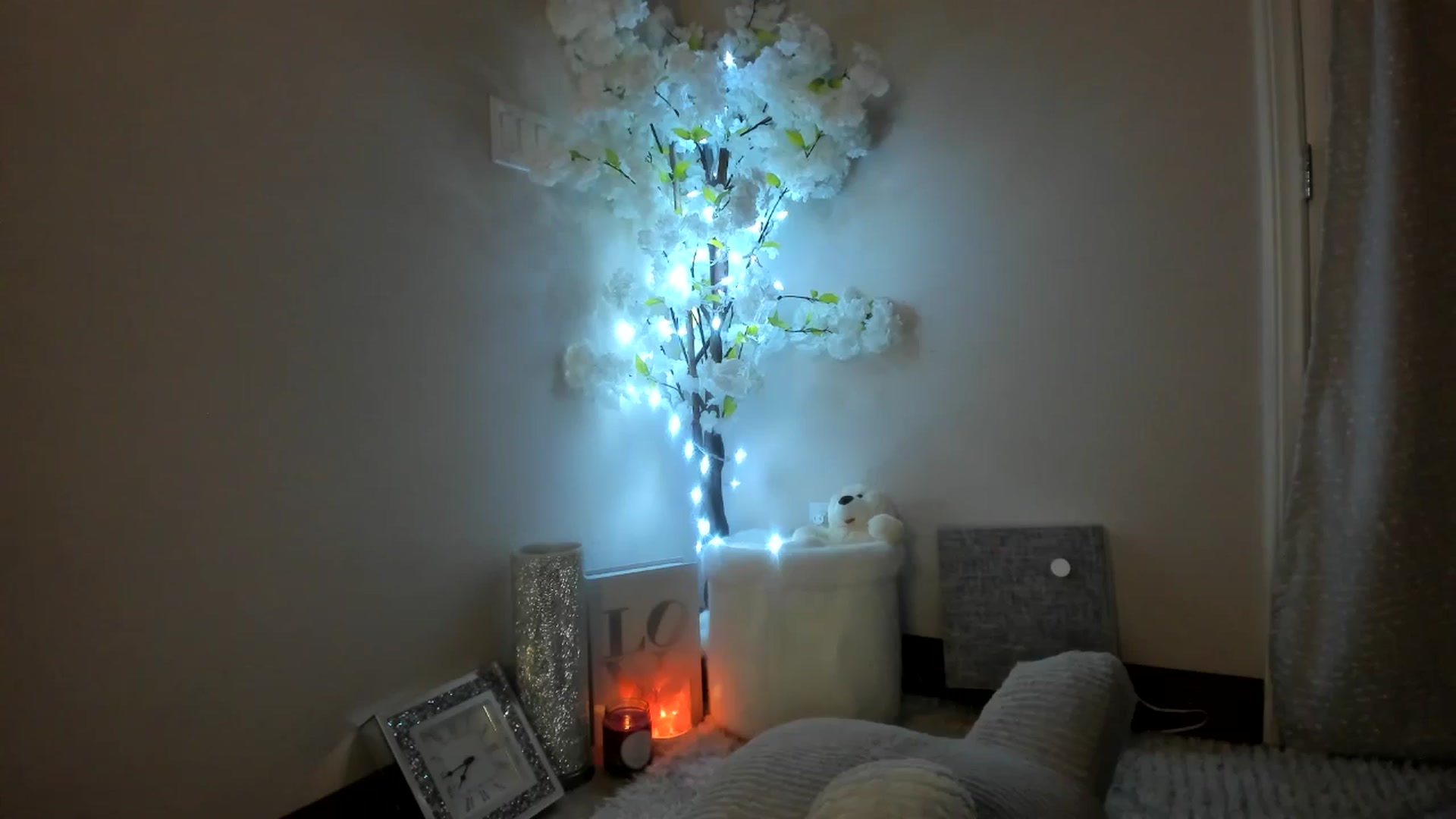 Gallery image thumbnail from Goddess_Jaz's myfreecams stream on, 12/25/2024, 07:35 image 12 of 20