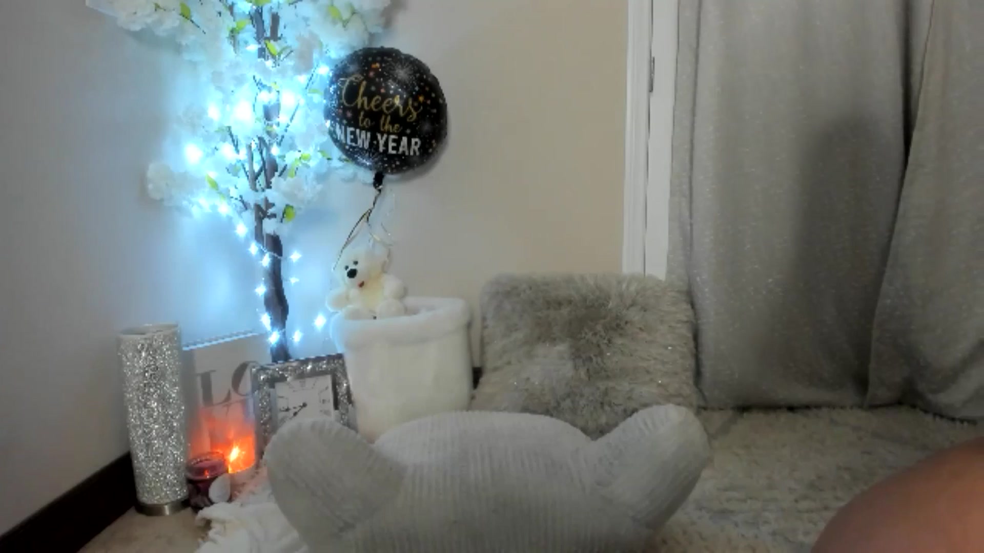 Gallery image thumbnail from Goddess_Jaz's myfreecams stream on, 01/01/2025, 08:03 image 18 of 20
