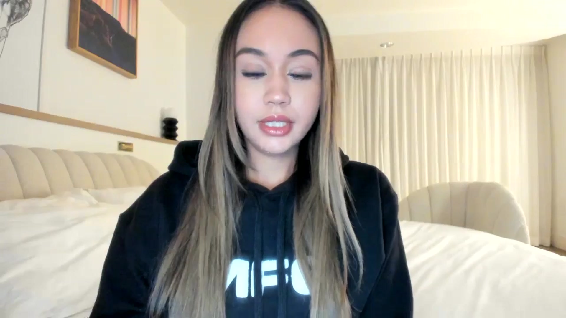 Gallery image thumbnail from Goddess_Jaz's myfreecams stream on, 01/25/2025, 09:43 image 2 of 20