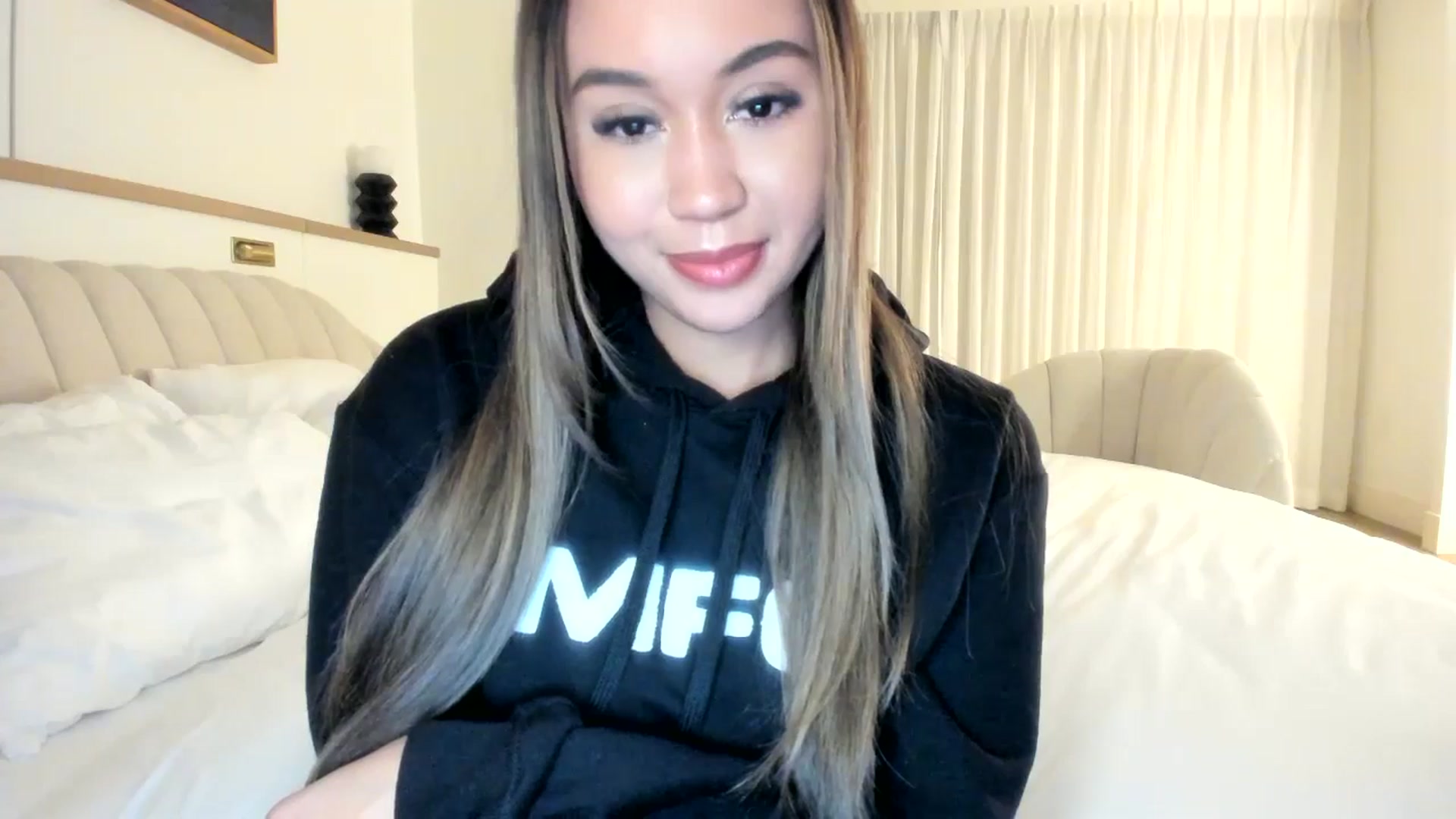 Gallery image thumbnail from Goddess_Jaz's myfreecams stream on, 01/25/2025, 09:43 image 9 of 20