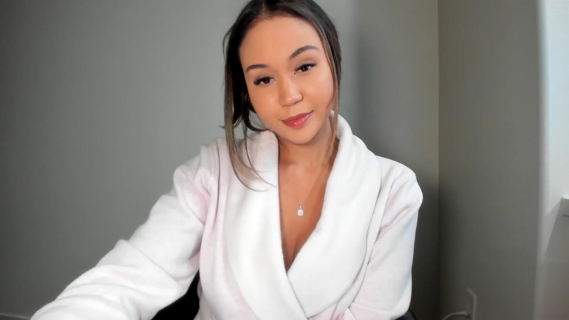 Gallery image thumbnail from Goddess_Jaz's myfreecams stream on, 02/03/2025, 05:39 image 3 of 20